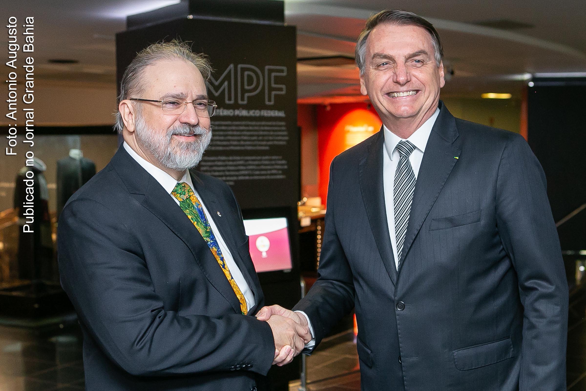 Procurador-geral da República, Augusto Aras e Jair Bolsonaro, presidente da República.