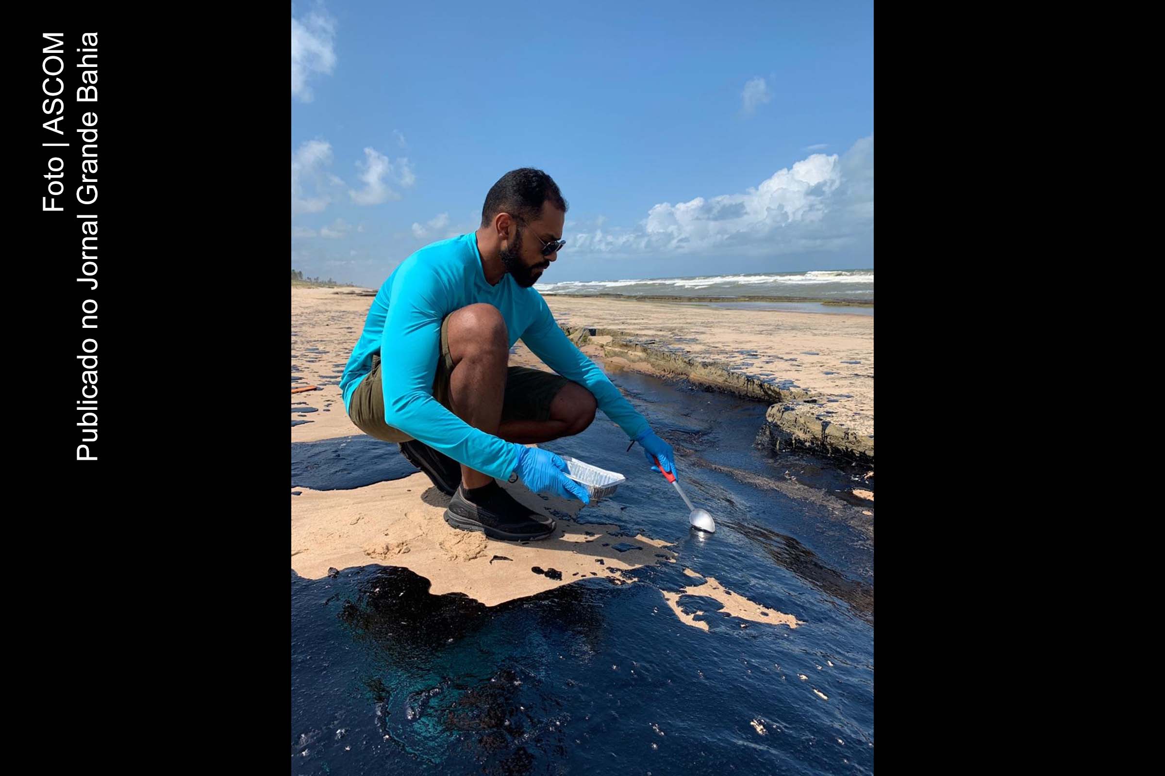 Professor Marcos Melo pesquisa derramamento de petróleo que afeta praias da Bahia.