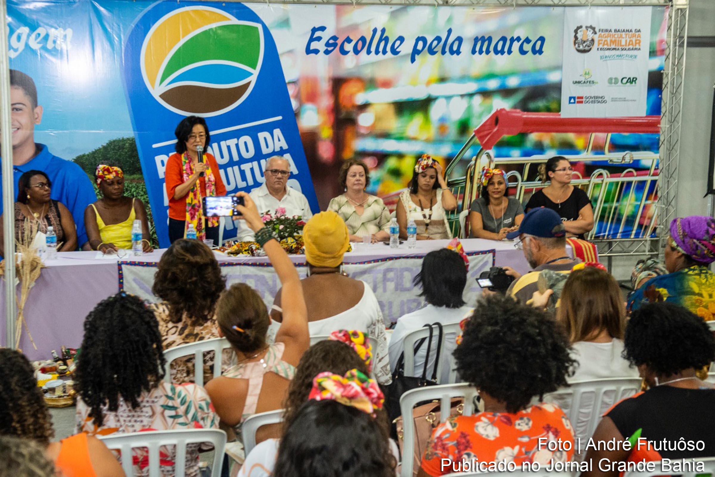 10ª Feira Baiana da Agricultura Familiar e Economia Solidária foi aberto com Encontro de Mulheres Rurais.