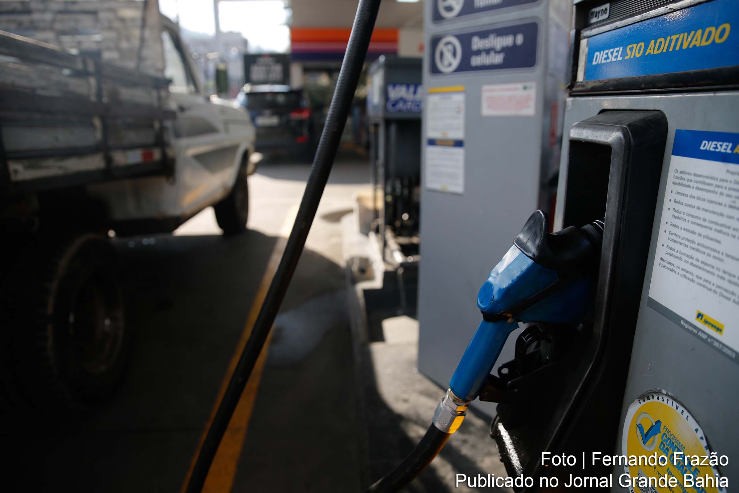 A partir de dezembro de 2019, o Instituto Nacional de Metrologia, Qualidade e Tecnologia (Inmetro), vinculado ao Ministério da Economia, só vai aprovar modelos de bombas medidoras de combustíveis líquidos (gasolina, diesel e etanol) que tenham certificação digital.