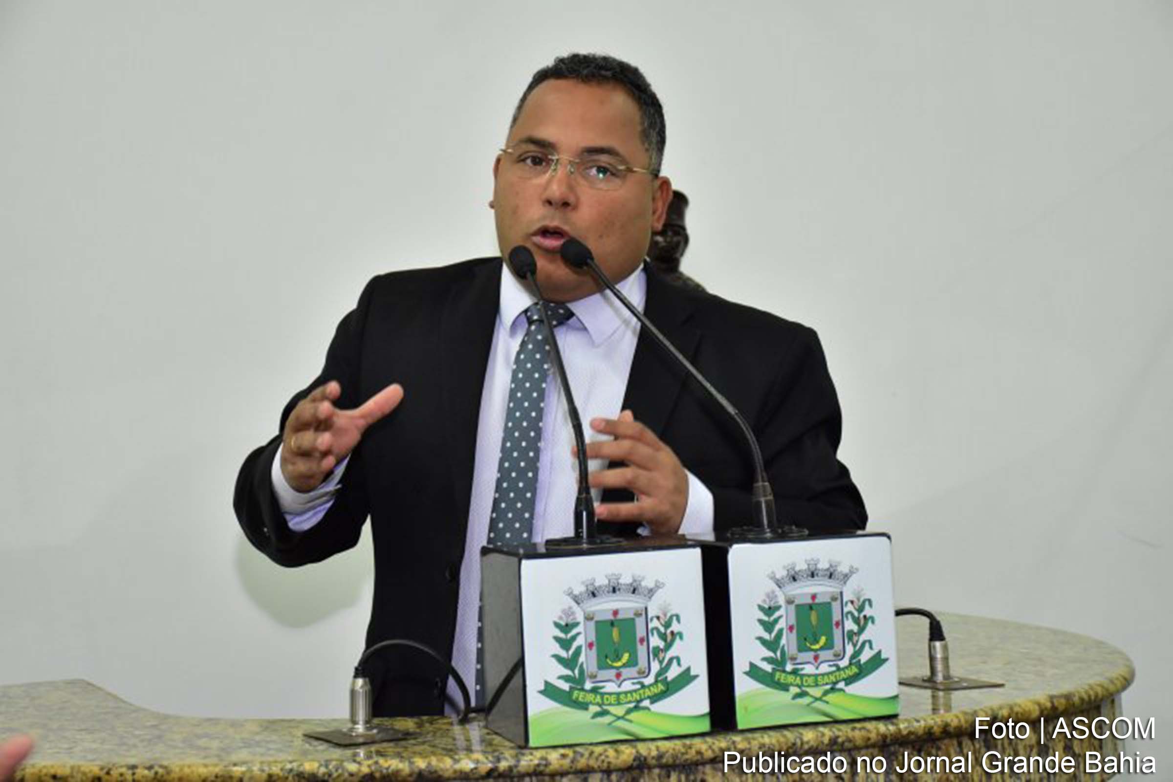 Feira de Santana: Vereador repercute troca de lâmpadas no Bairro Jardim Acácia