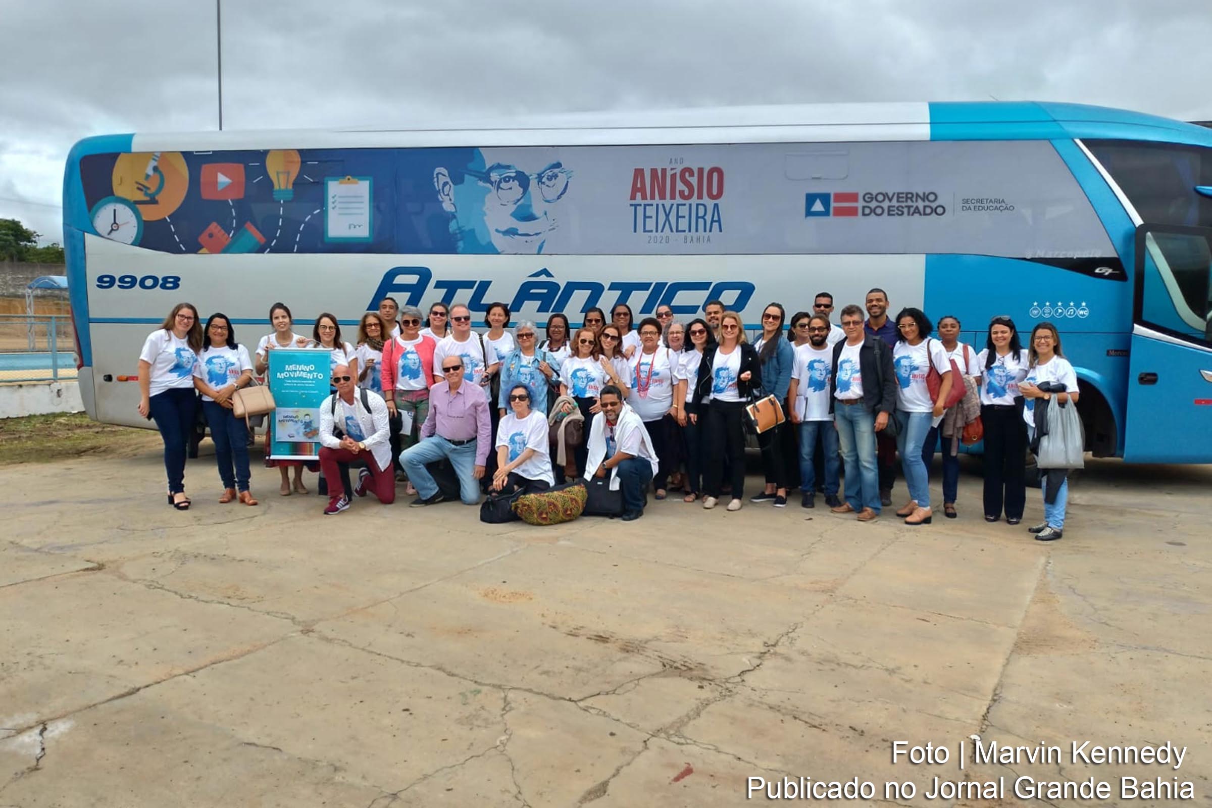 Caravana em homenagem a Anísio Teixeira chega a cidade de Jequié.