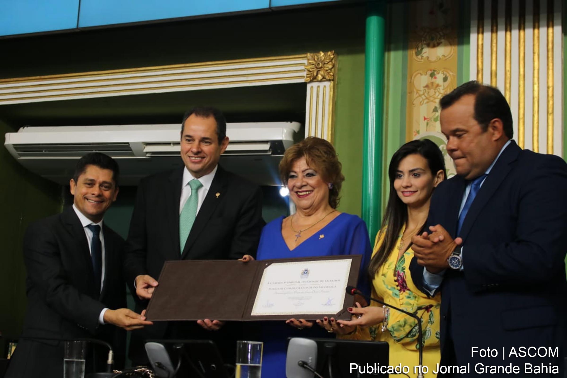 Desembargadora Maria da Graça Leal, 2º vice-presidente do TJBA, é homenageada pela Câmara Municipal de Salvador.