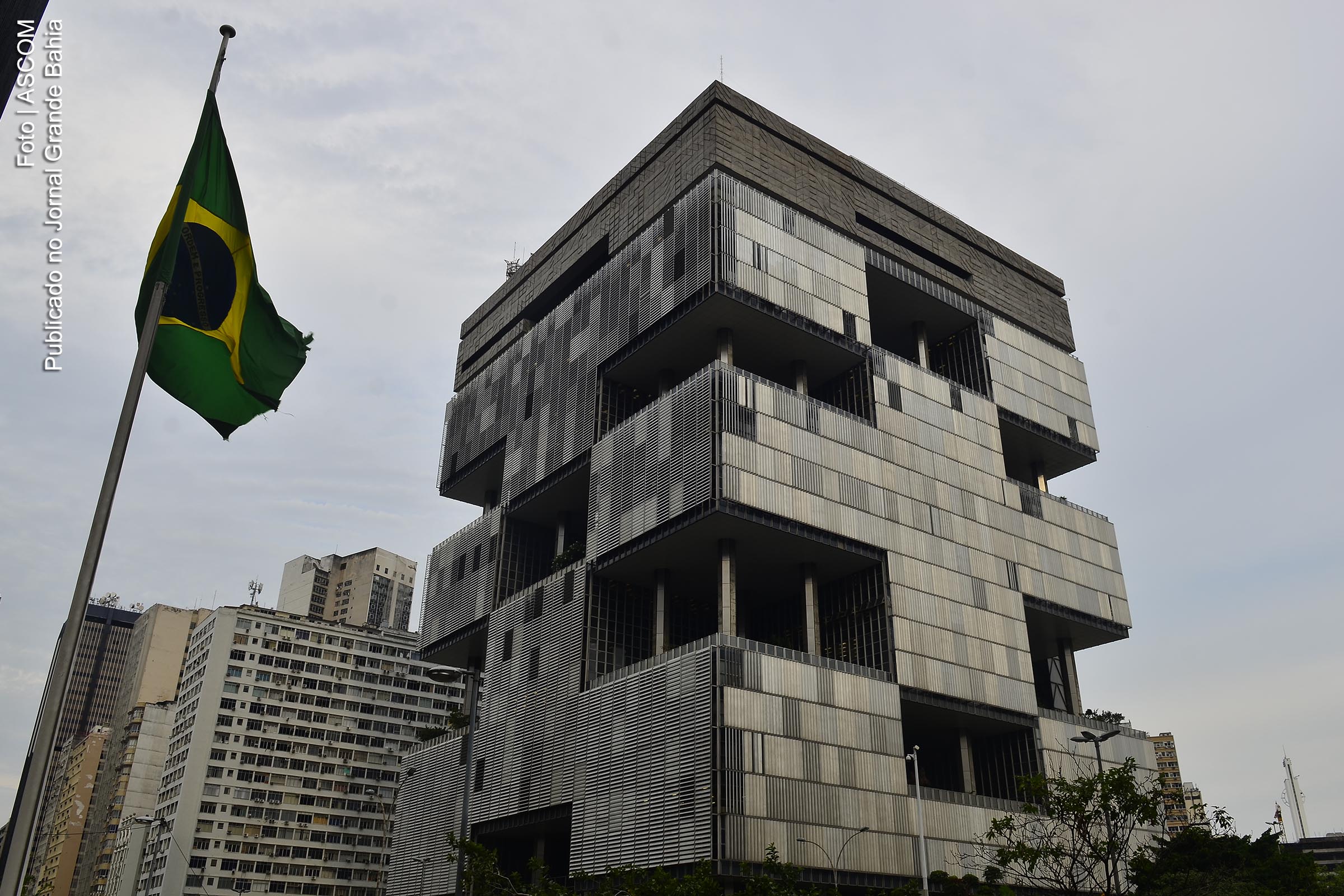 Fachada do Edifício-sede da empresa Petrobras no Rio de Janeiro.