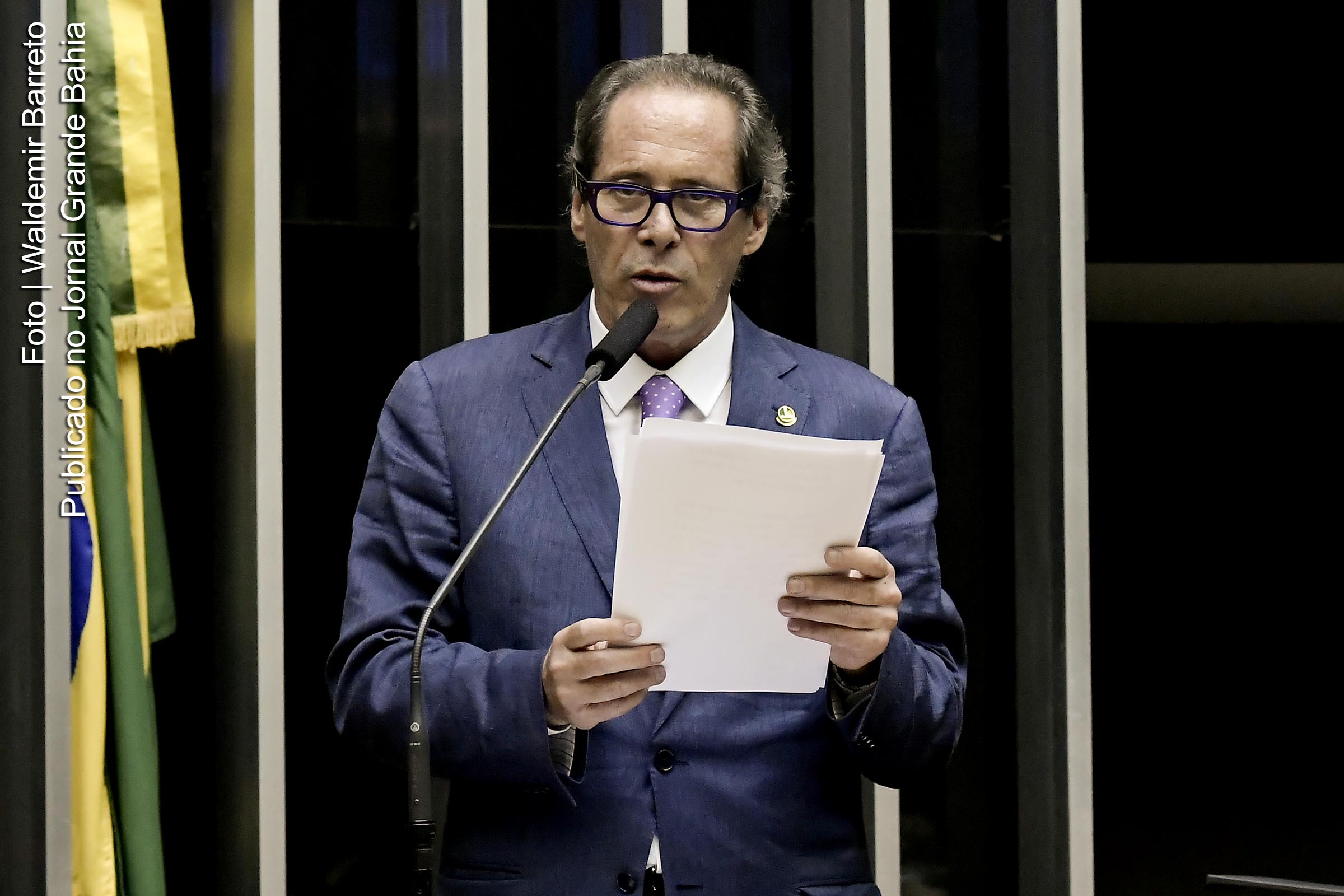 Luiz Pastore (MDB-ES) é o primeiro suplente da senadora Rose de Freitas, que sai de licença por quatro meses para tratamento médico.