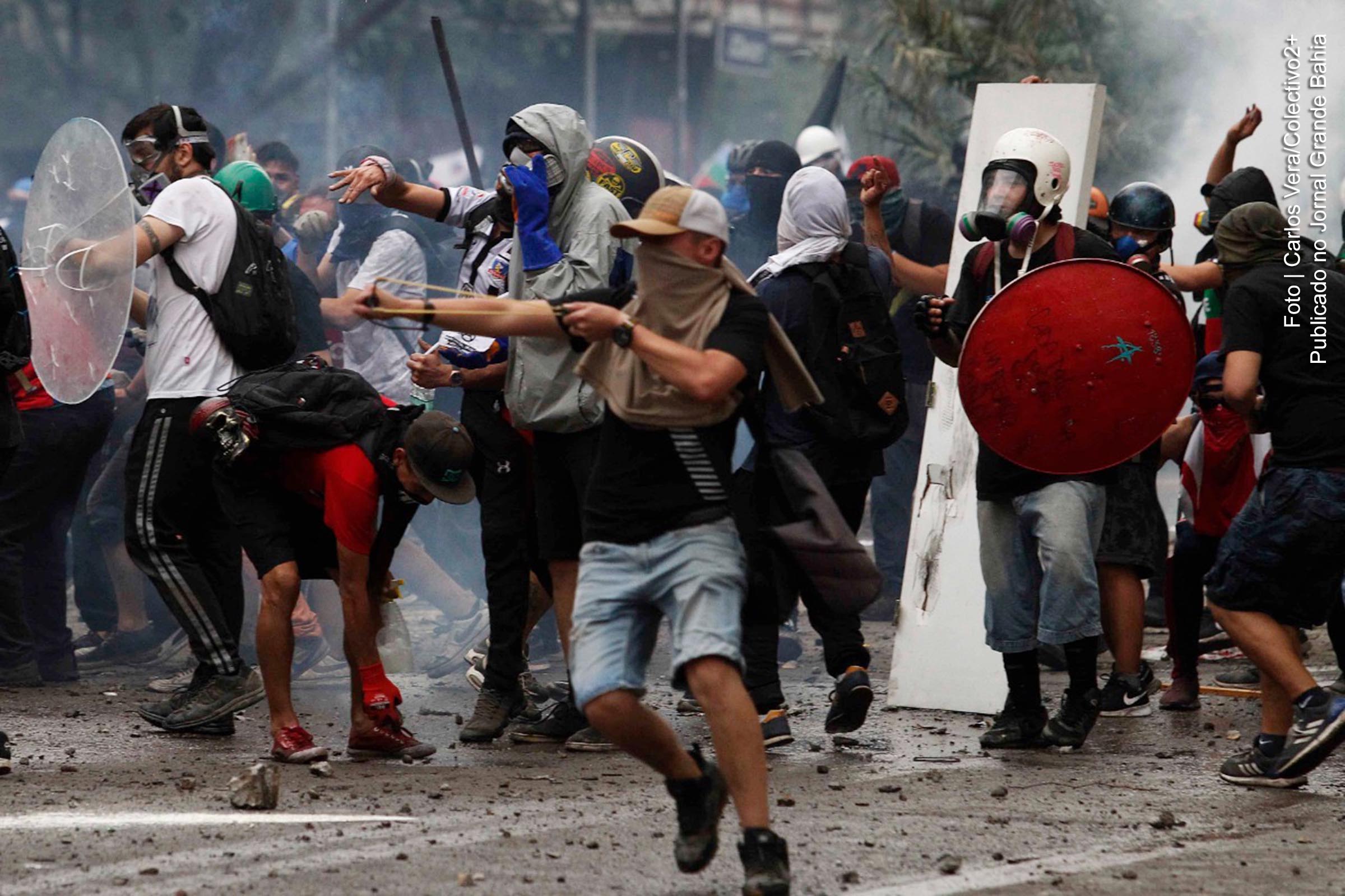 O que une crises na Bolívia e no Chile, modelos da esquerda e da direita na América Latina