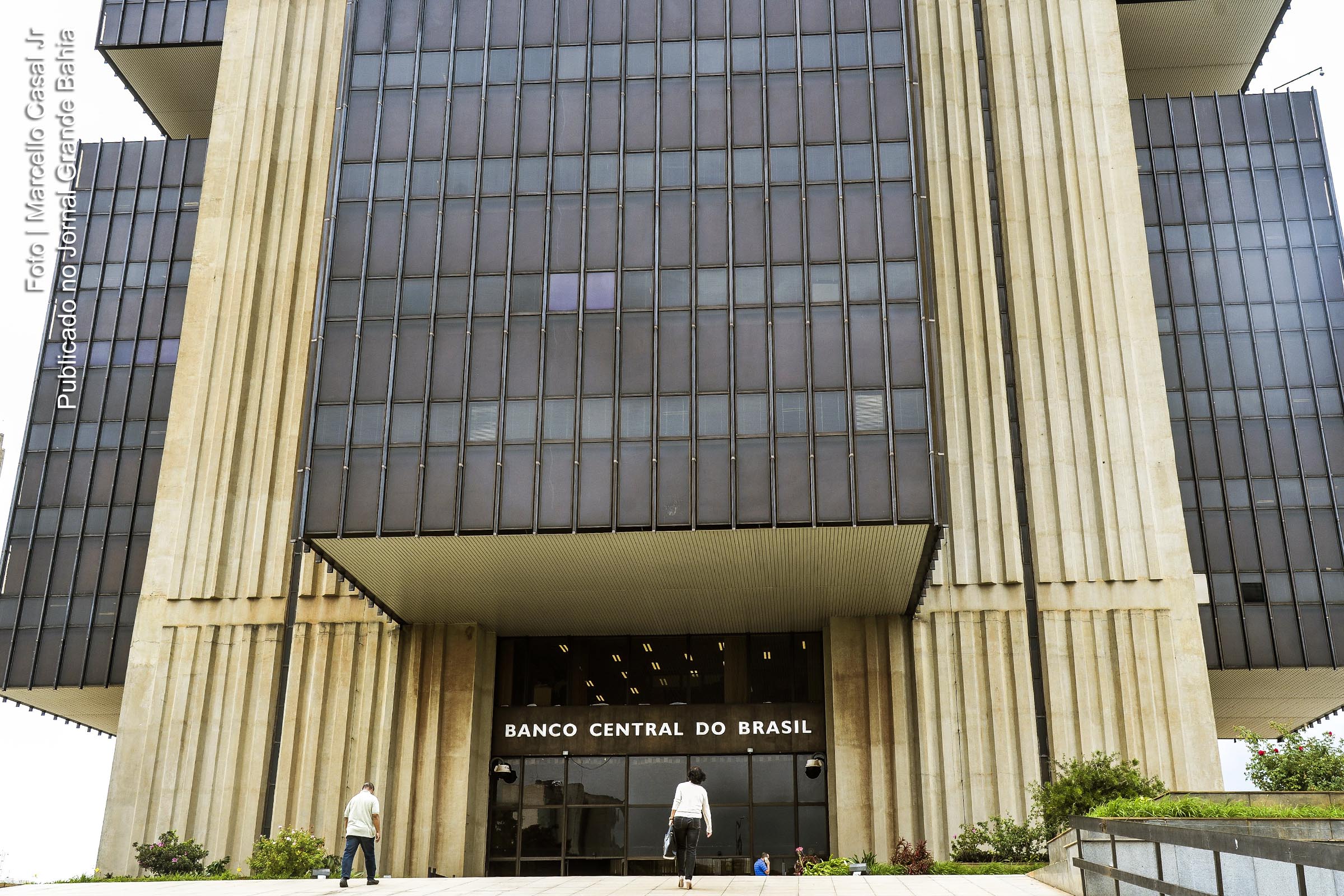 BC pondera que menos Estado na economia pode impactar transmissão da política monetária; Governo Bolsonaro reconhece ineficácia da política neoliberal