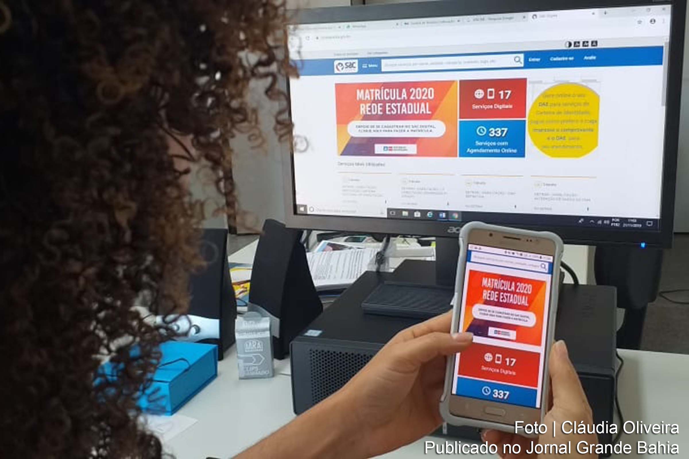 Todo o processo poderá ser feito por dispositivos móveis como tablets e celulares. Basta que os estudantes, pais ou responsáveis baixem o aplicativo do SAC Digital nas lojas APP Store ou Google Play