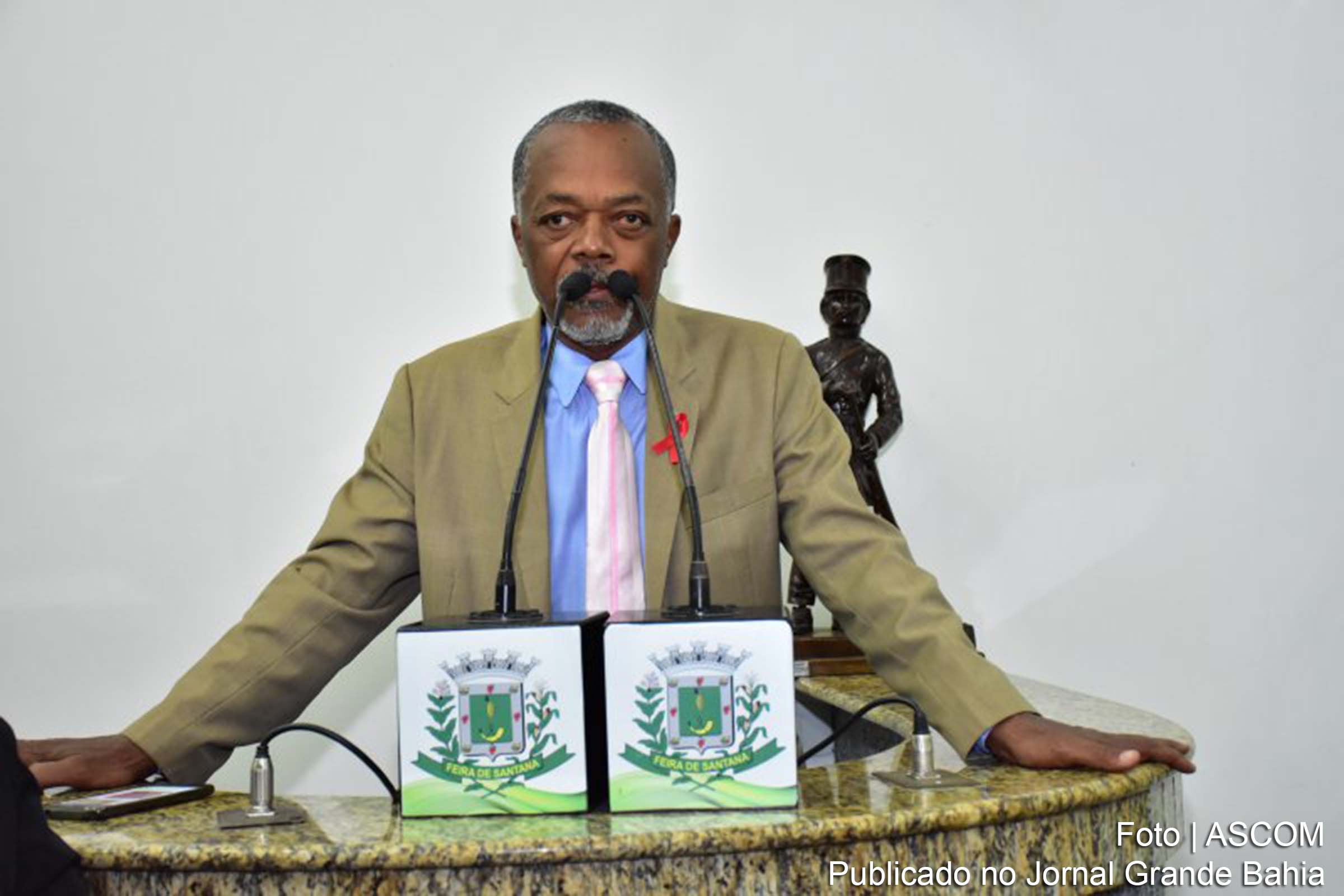 João dos Santos (João Bililiu): hoje vou mandar um axé à Iansã, Santa Bárbara. Quero me dirigir a todos os devotos dela, é uma guerreira, ela reina nos terreiros de candomblé e hoje é homenageada.