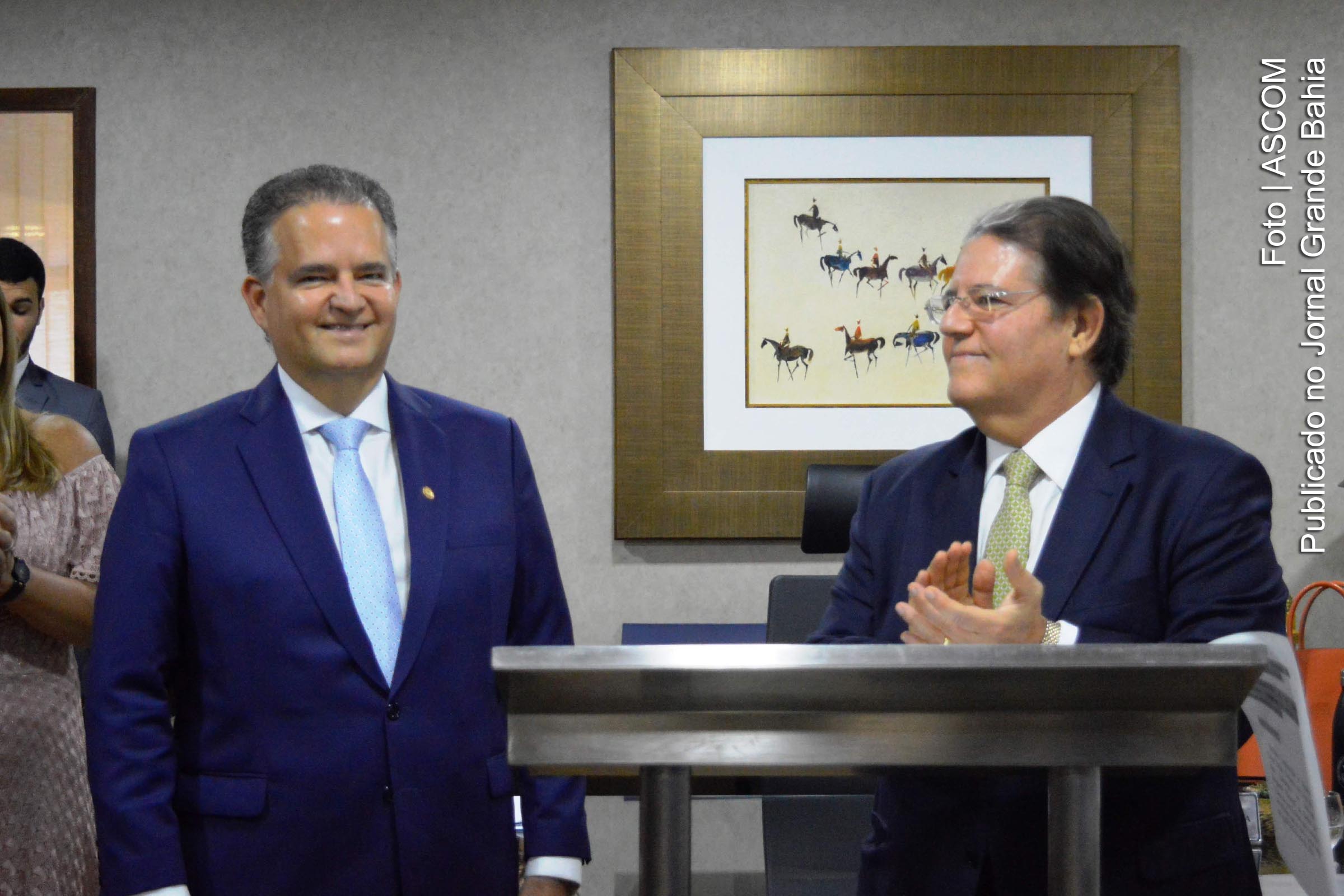 Juiz federal César Jatahy Fonseca é empossado membro do TRE Bahia pelo desembargador Jatahy Junior.