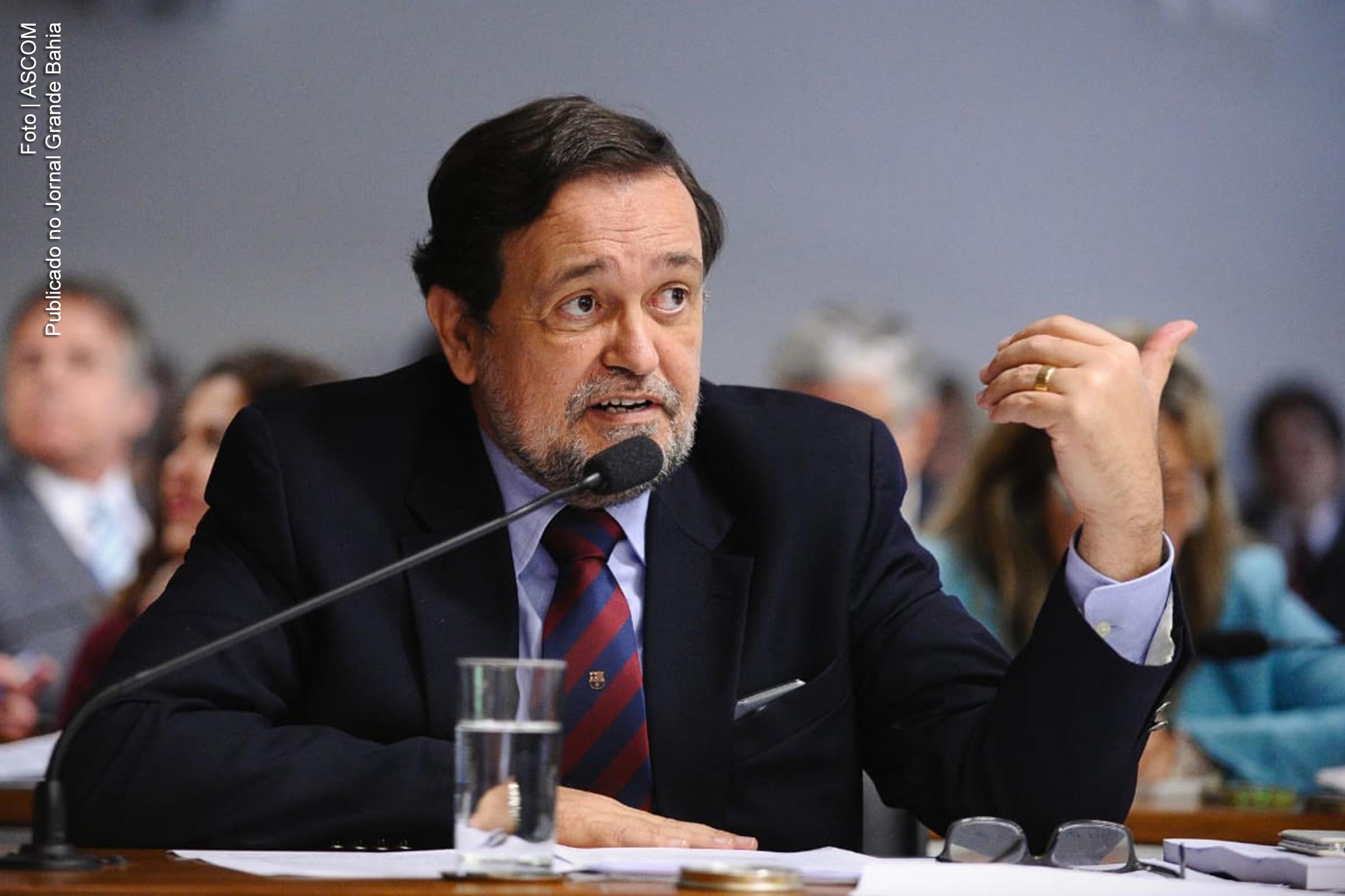 Secretário estadual do Planejamento da Bahia, Walter Pinheiro, destaca a importância da atualização da Nova Lei Geral da Informática.