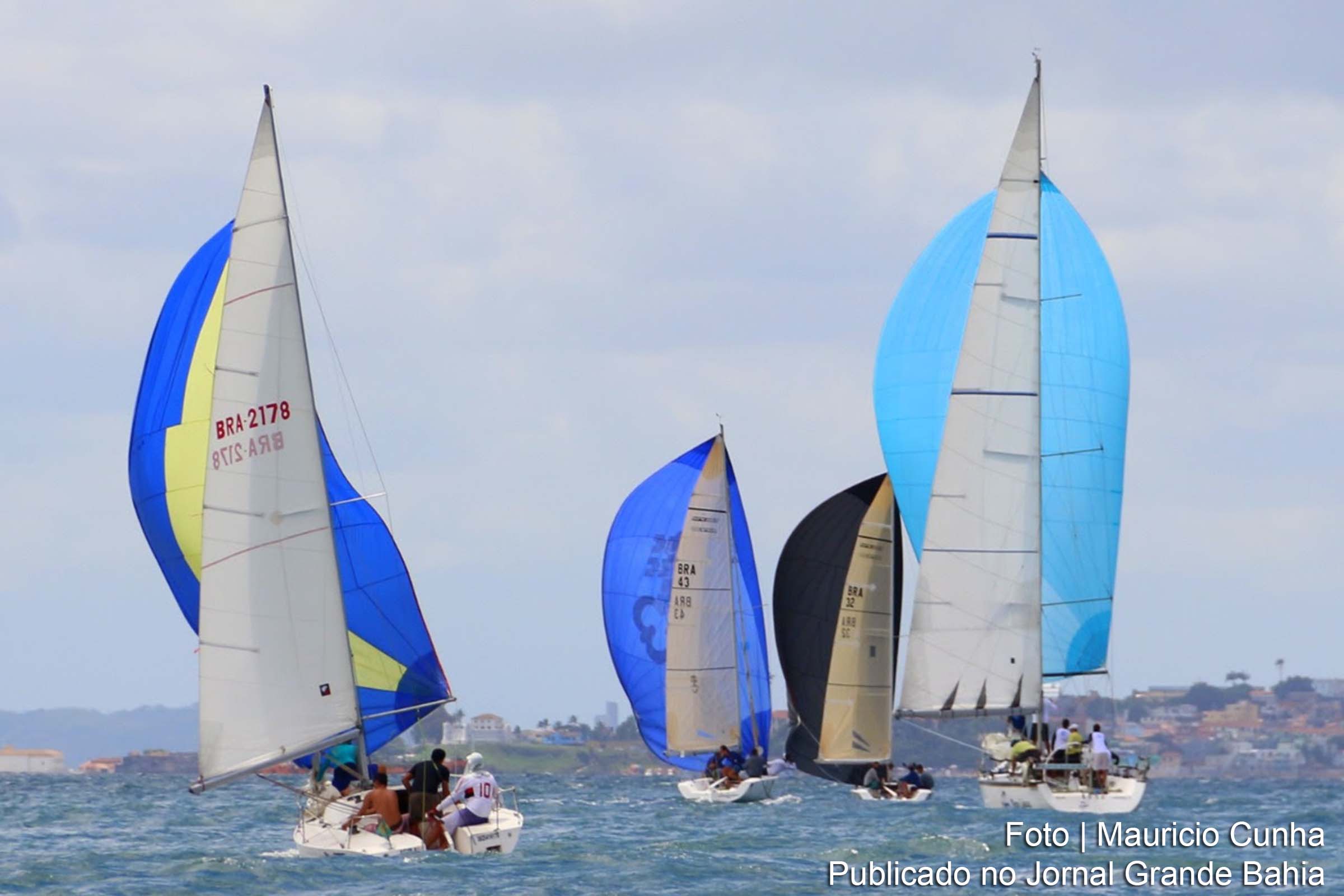 O evento esportivo faz parte do calendário do Yacht Clube da Bahia.