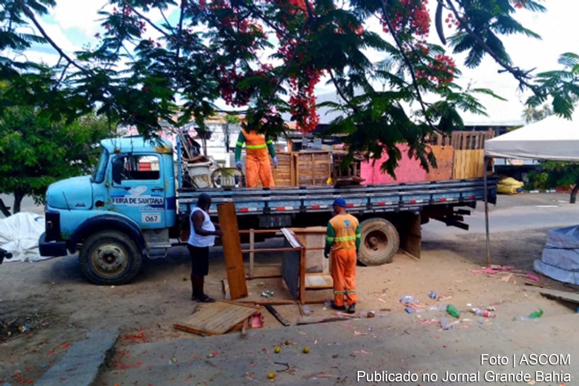 Secretaria Municipal do Trabalho, Turismo e Desenvolvimento Econômico está promovendo uma faxina geral no Centro de Abastecimento de Feira de Santana.