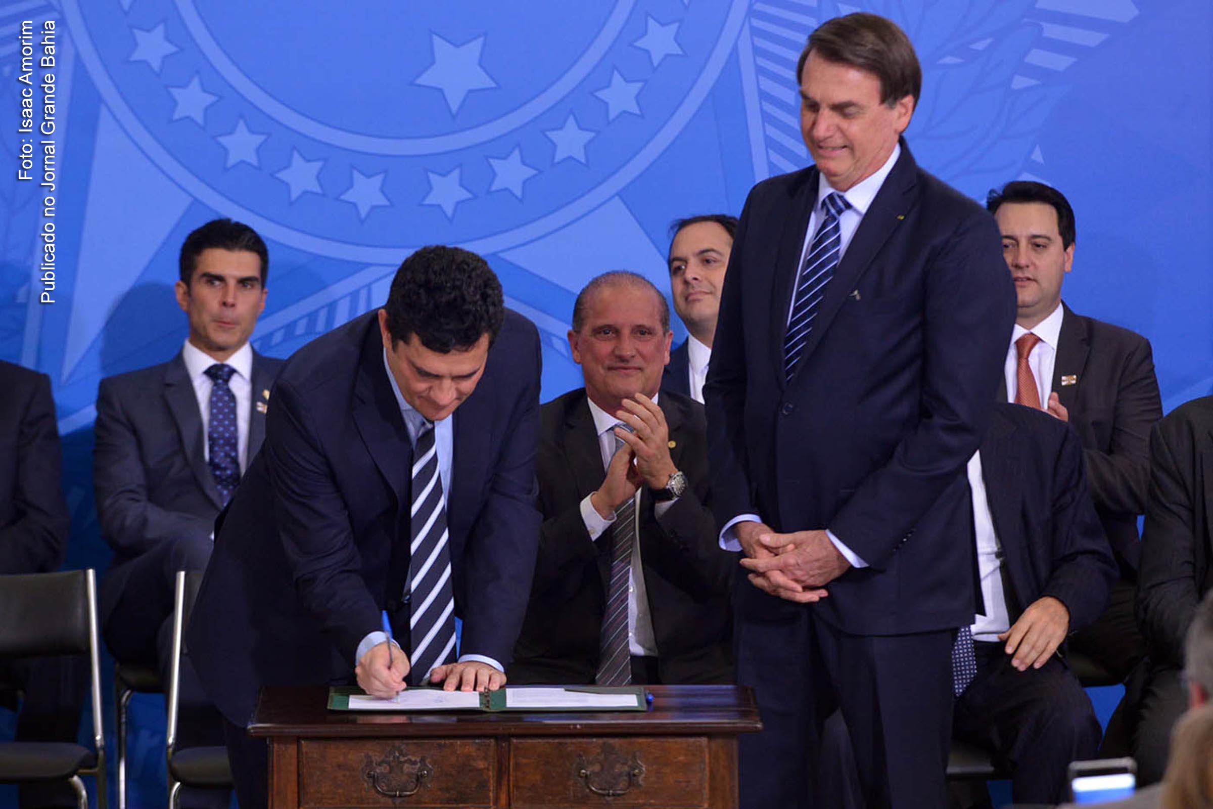 Ministro Sérgio Moro e o presidente Jair Bolsonaro.