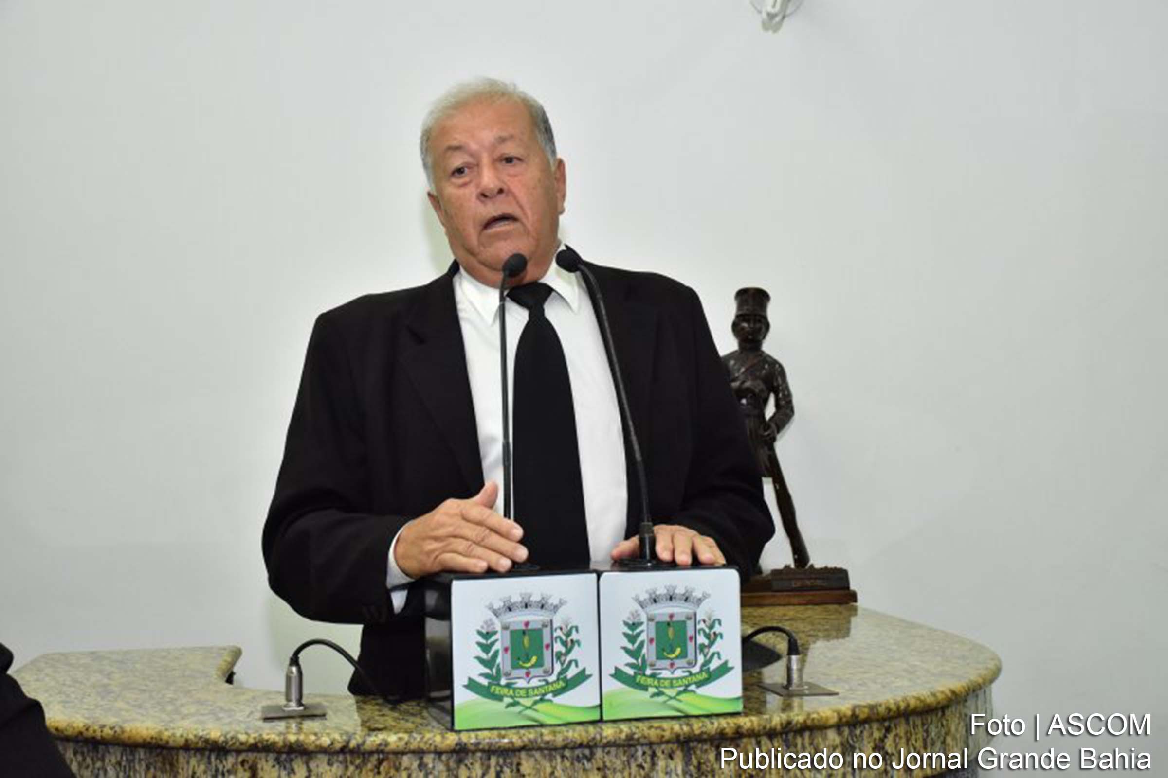 Antônio Carlos (Carlito do Peixe): temos que reconhecer que a chuva é benéfica e que precisamos esperar passar o período dela para iniciar as obras.