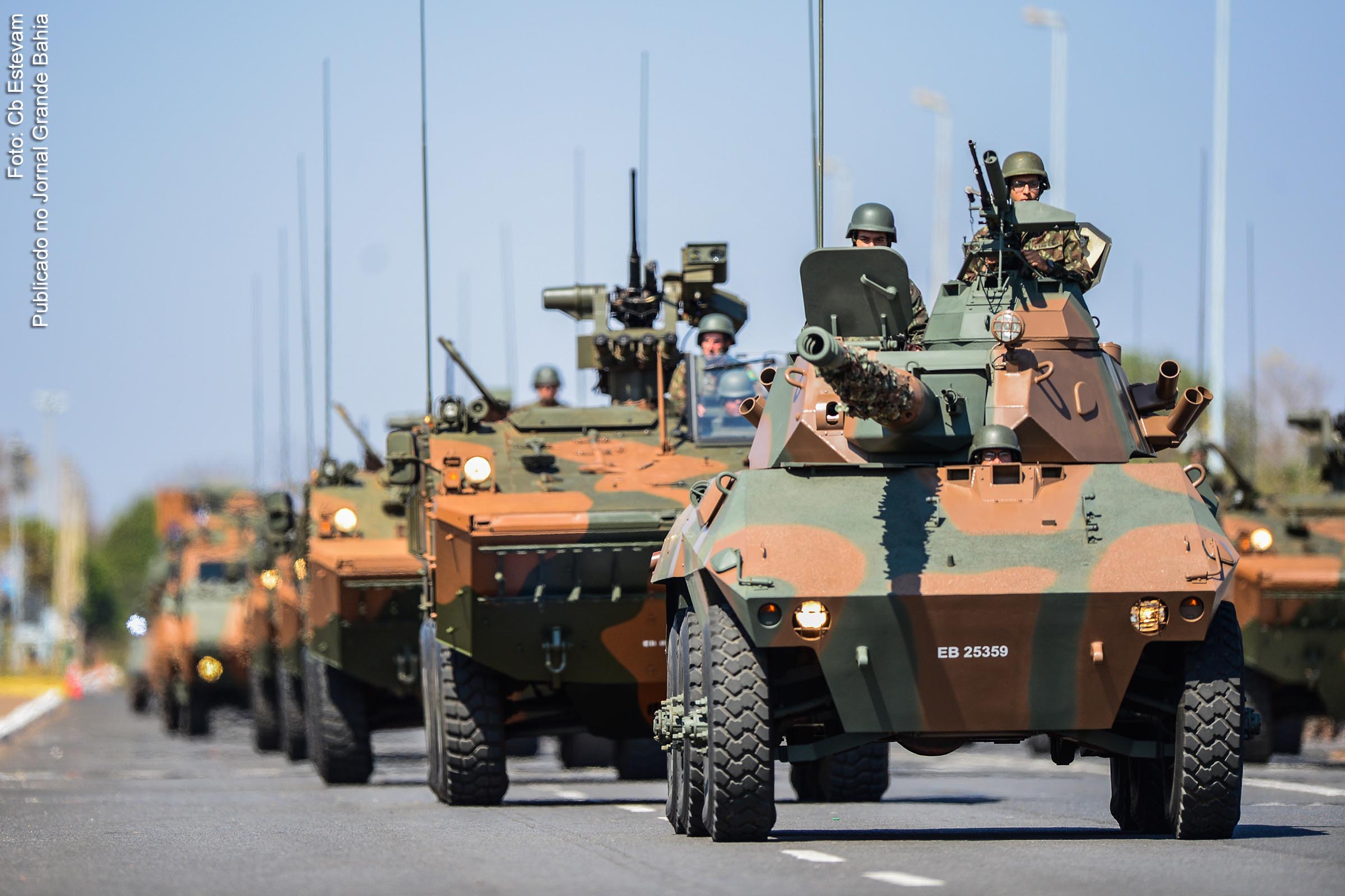 Apresentação de viaturas do Exercício Brasileiro.