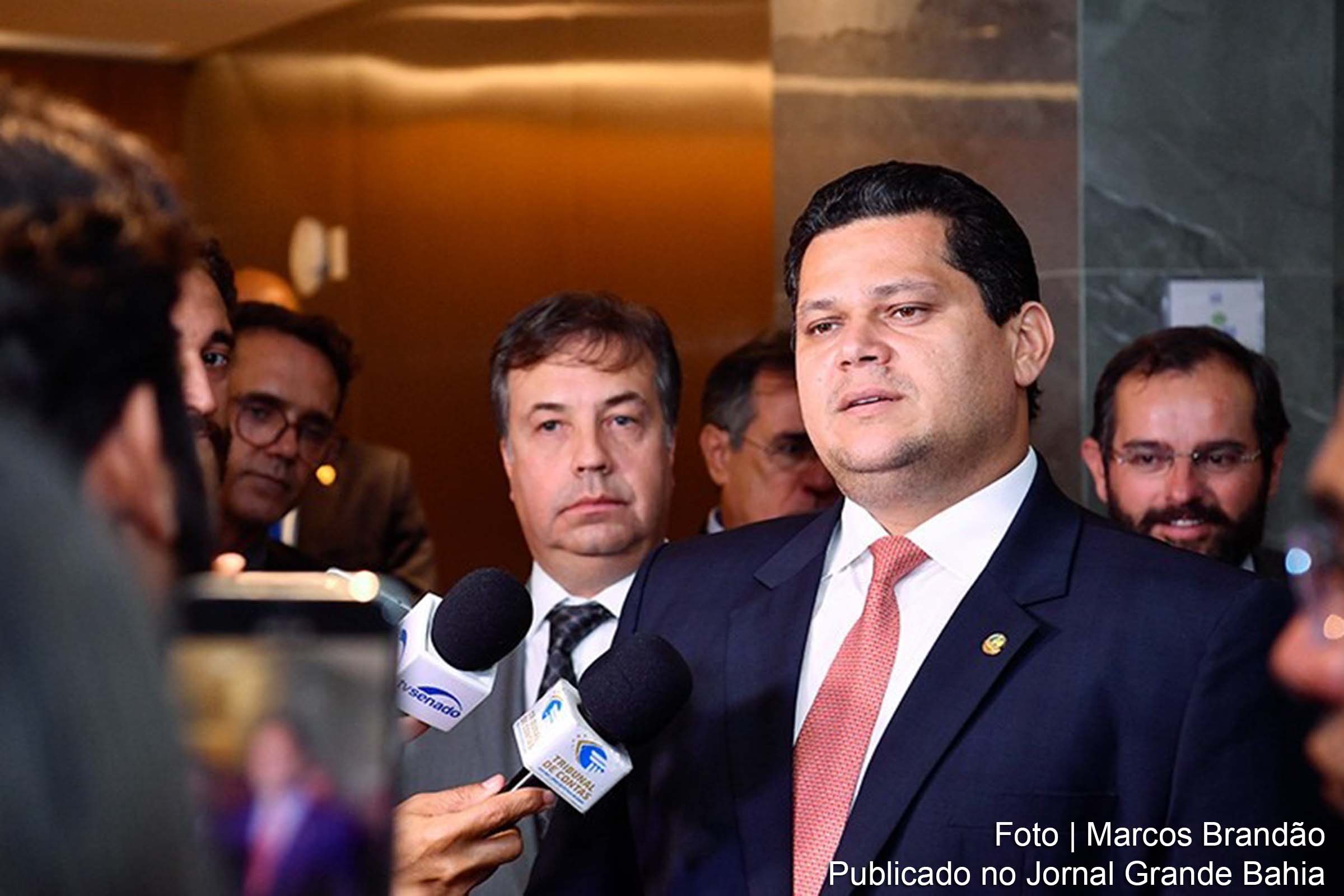 Comissão da Reforma Tributária terá 40 membros, diz senador Davi Alcolumbre