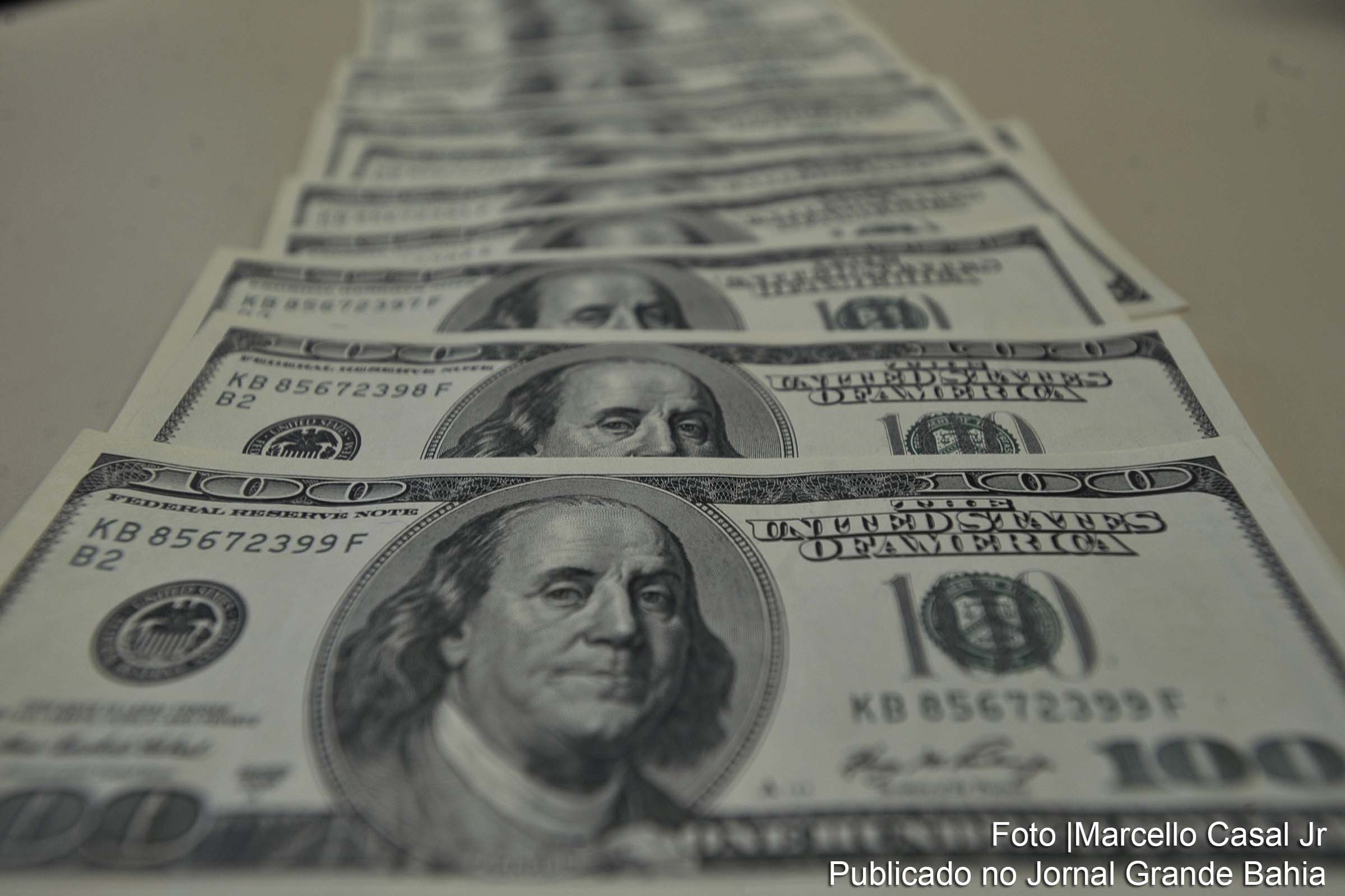 Receio de impacto da doença sobre economia abalou mercados.