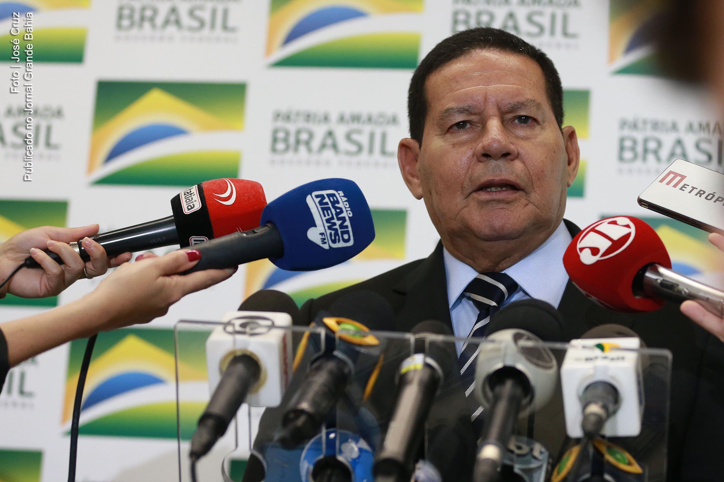 Vice-presidente Hamilton Mourão detalha Conselho da Amazônia a parlamentares