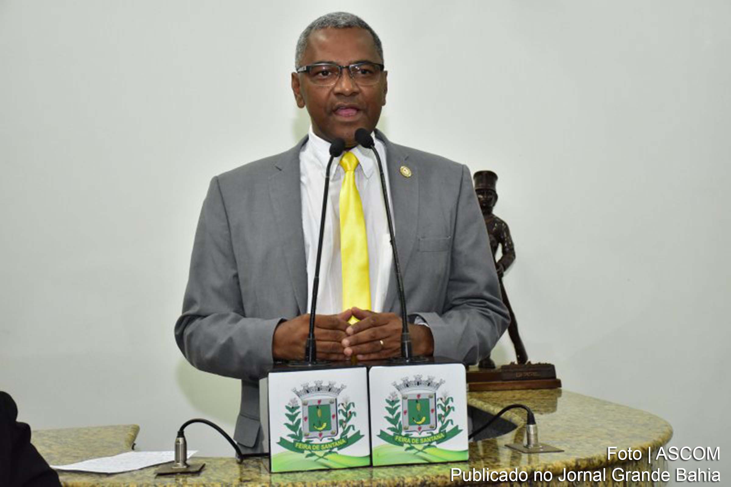 Vereador reivindica pela ampliação do aeroporto de Feira de Santana e solicita seleção pública para agentes de endemias