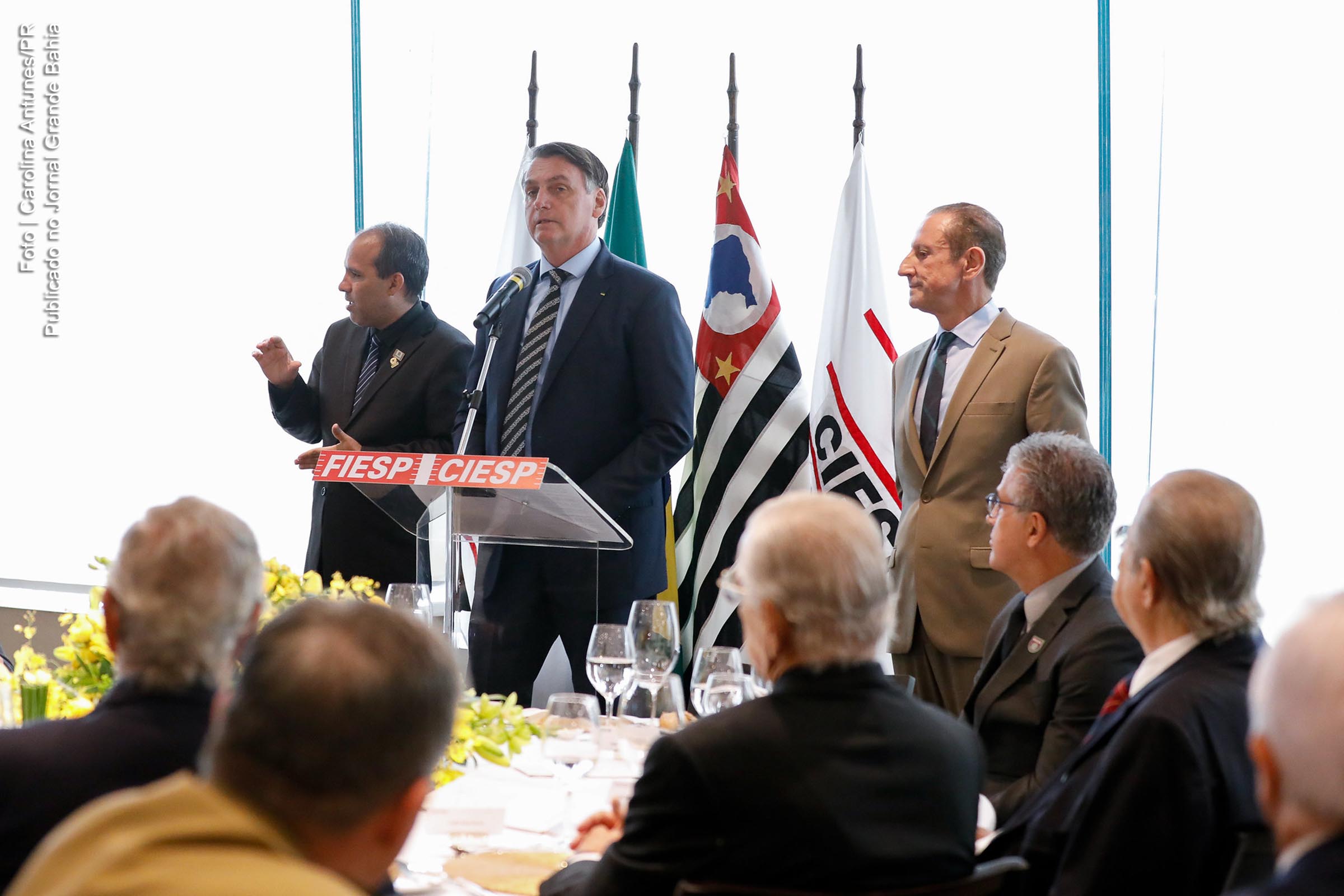 Política neoliberal do Governo Bolsonaro produz retrocesso econômico.
