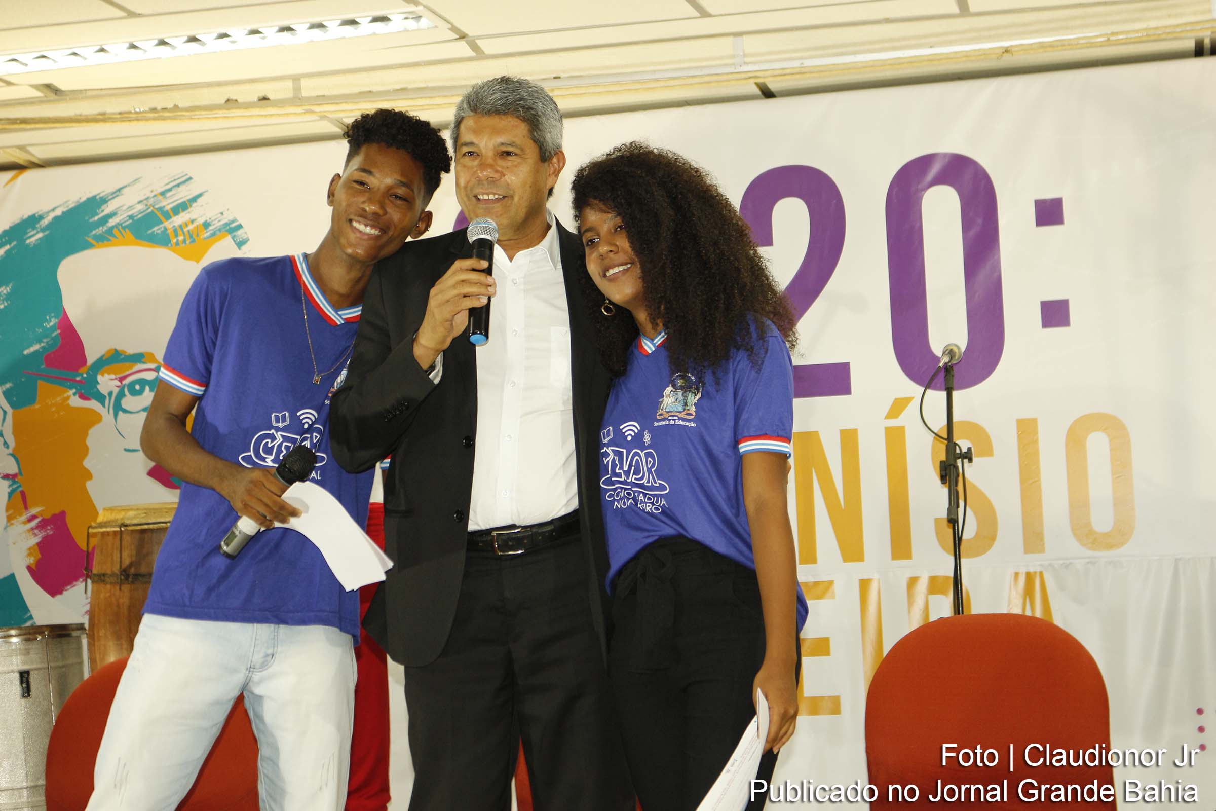 Secretario Jeronimo Rodrigues participa da Aula Inaugural da Rede Estadual no Instituto Anísio Teixeira.