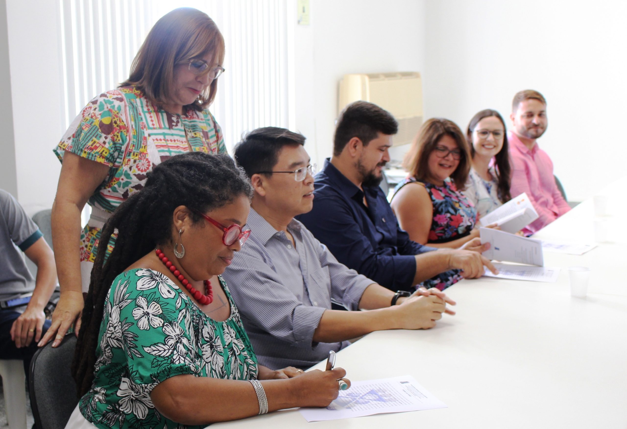 Uefs empossa novos professores.