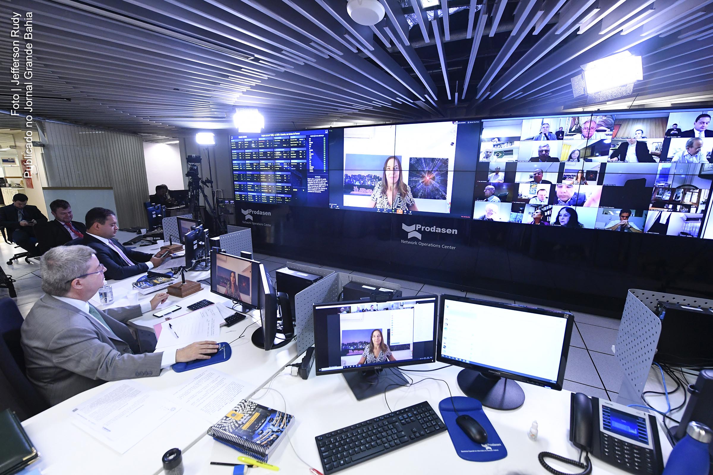 Senado aprova projetos que auxiliam no combate à Covid-19; Telemedicina e dispensa de atestado médico foram votados