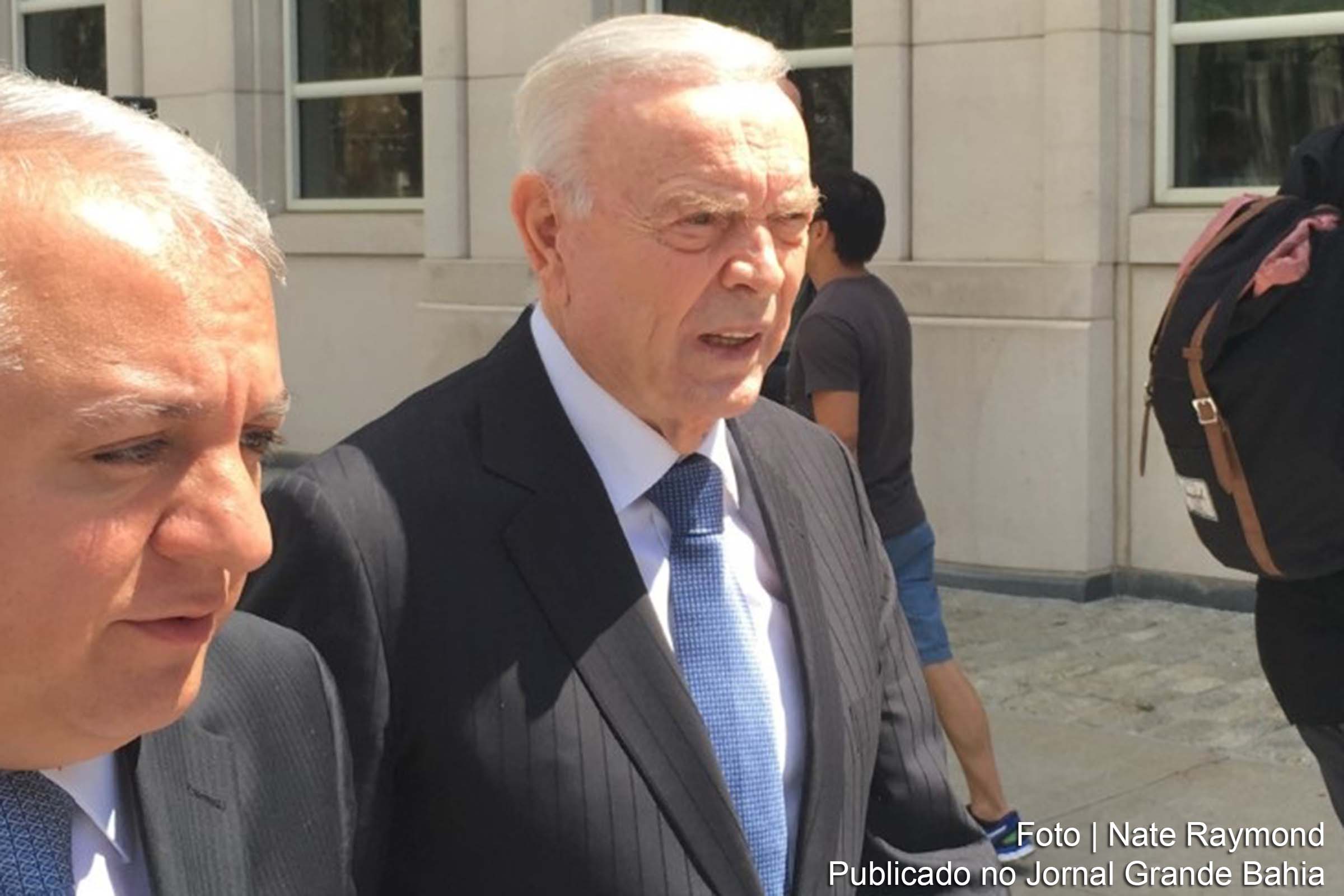Ex-presidente da Confederação Brasileira de Futebol (CBF) José Maria Marin, visto do lado de fora do tribunal federal do Brooklyn, em Nova York.