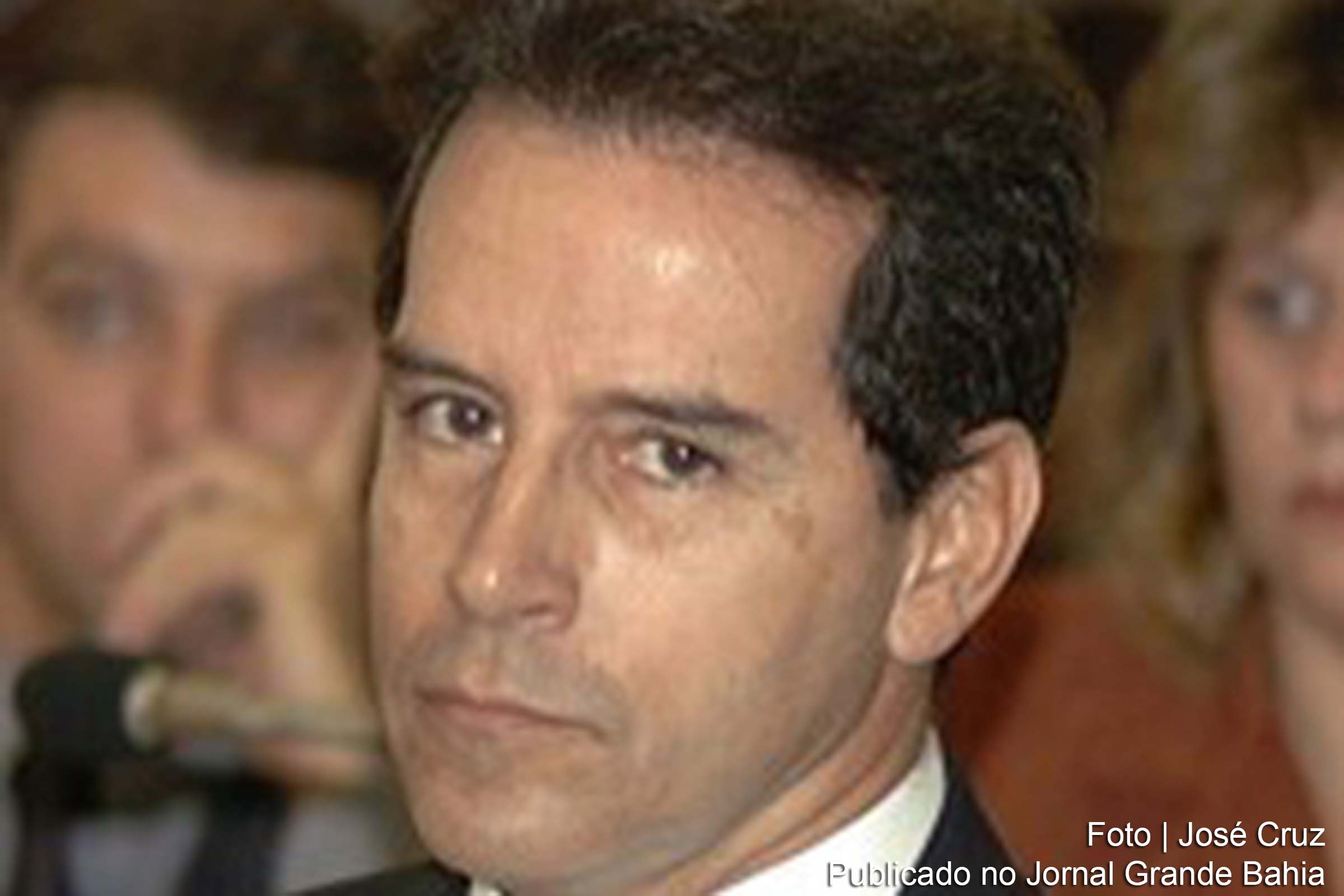 Ex-senador Luiz Estevão condenado a 26 anos de prisão por desvio de recursos das obras de construção do Tribunal Regional do Trabalho (TRT) de São Paulo, iniciada na década de 1990.