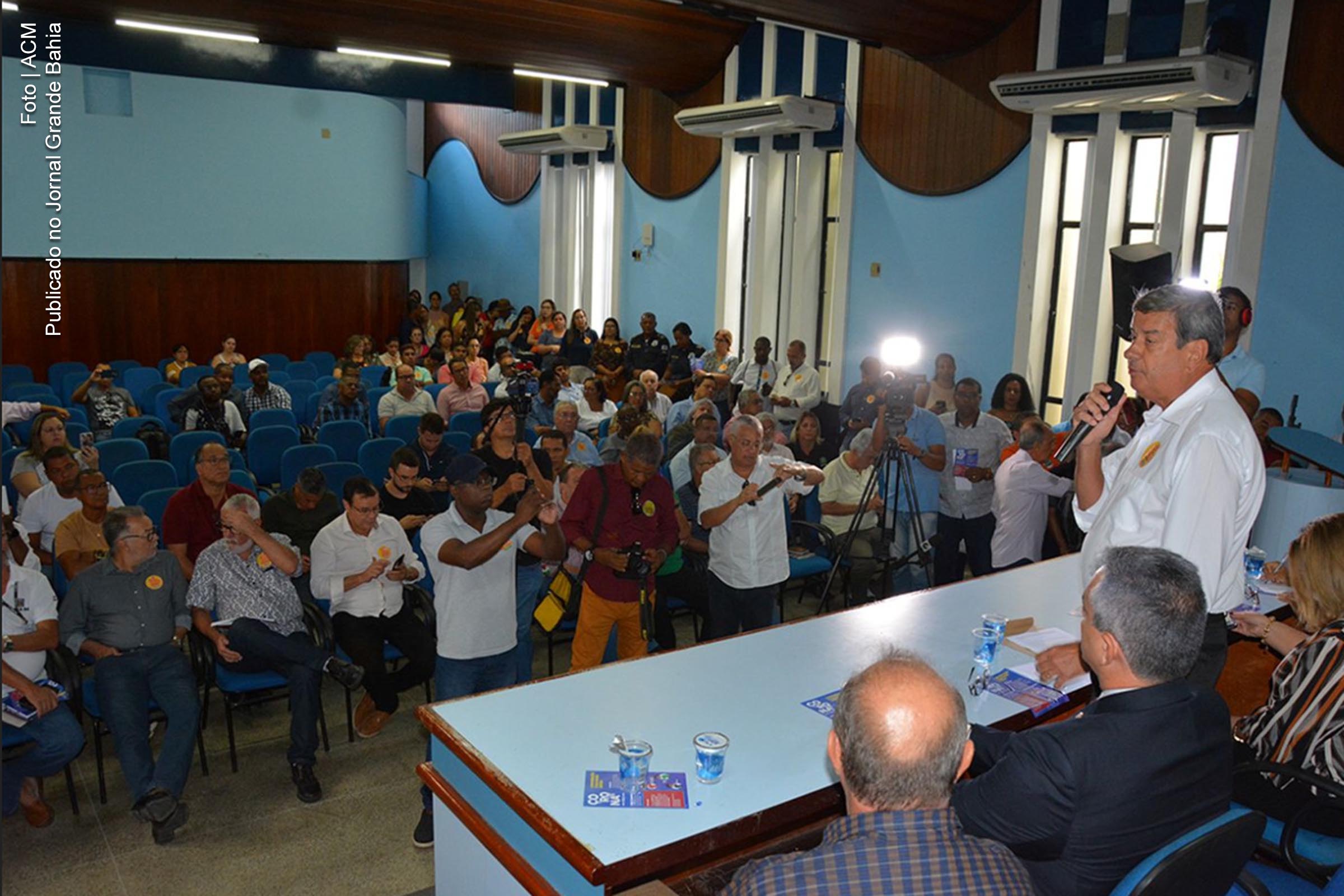 “Estão equivocados”, diz prefeito Colbert Martins sobre declarações do governador Rui Costa e secretário Fábio Vilas-Boas a respeito das medidas de contenção da pandemia do Covid-19 em Feira de Santana