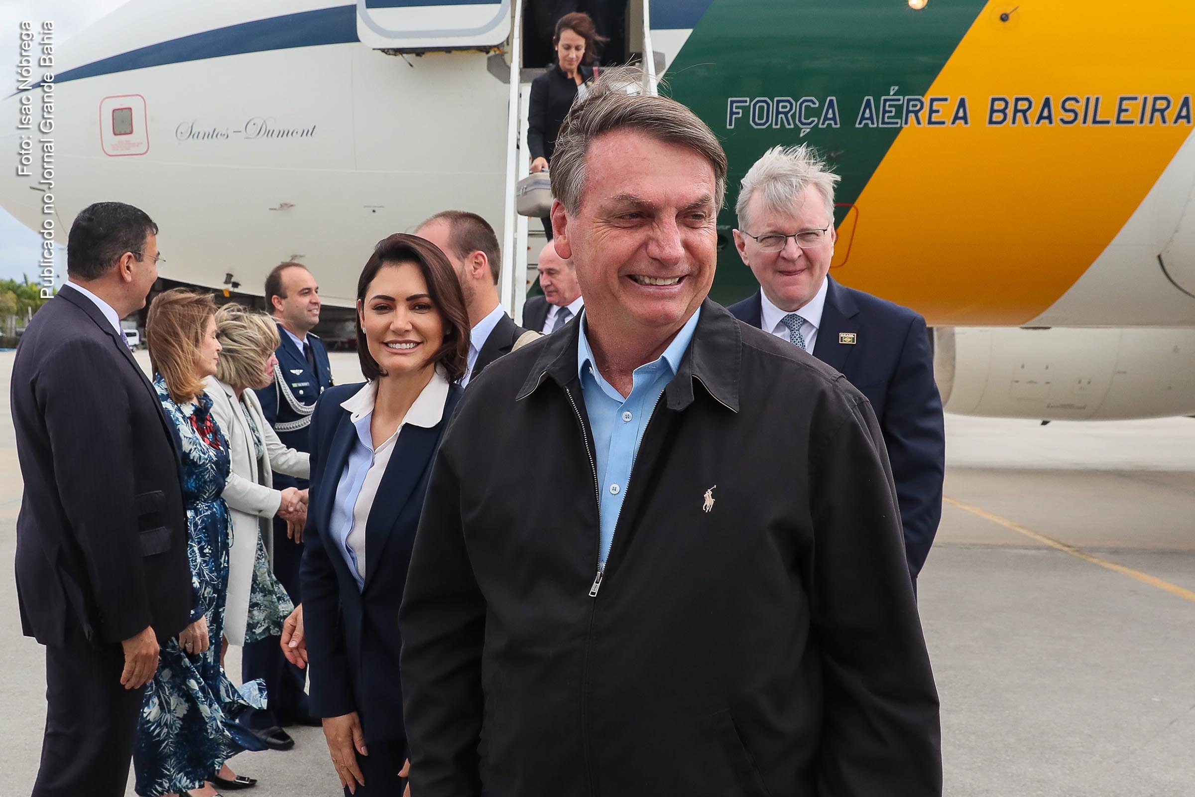 Presidente Jair Bolsonaro, extremista de direita incentiva ataque às instituições democráticas.