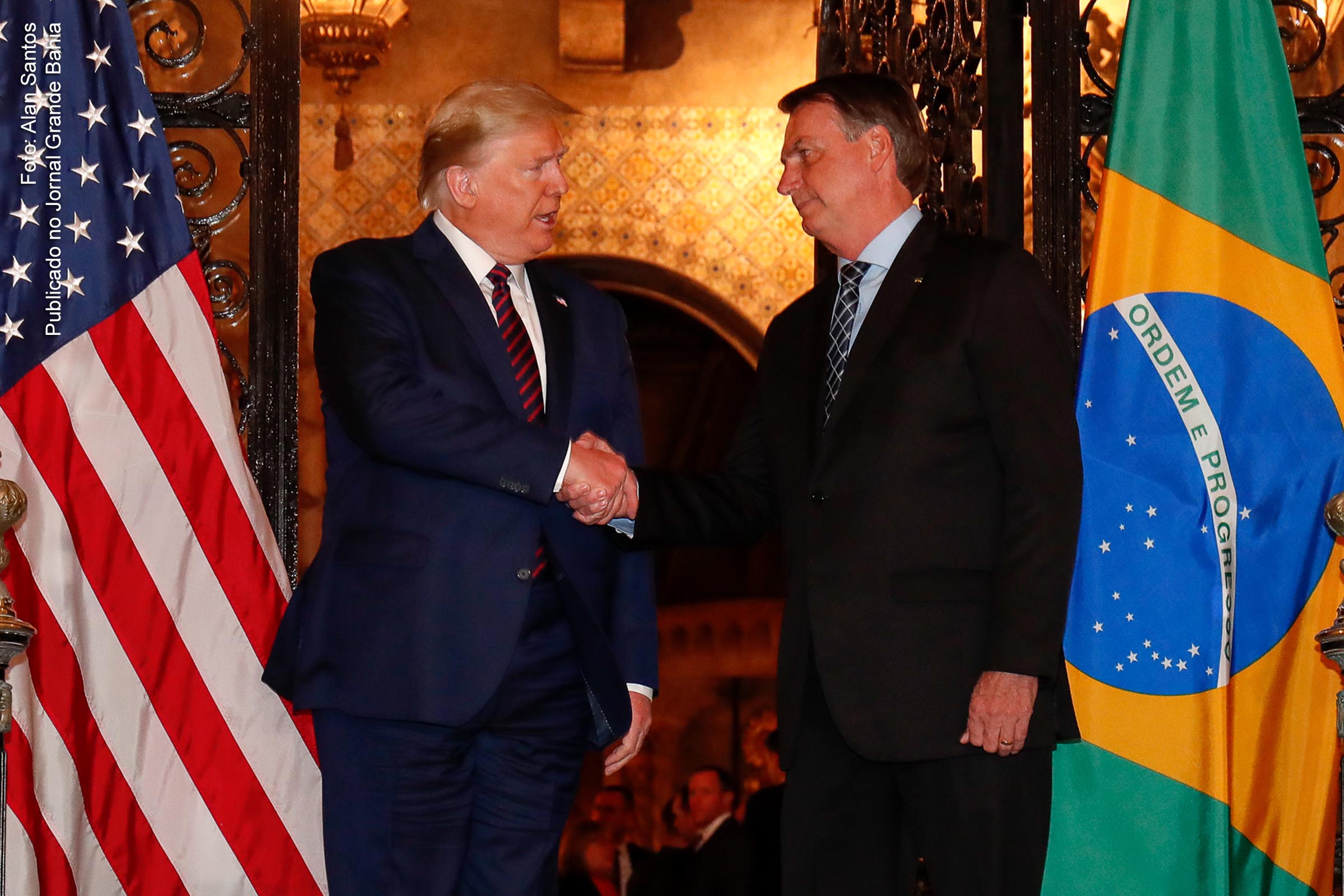 Presidentes Donald Trump e Jair Bolsonaro firmam acordo militar em Brasil e Estados Unidos.