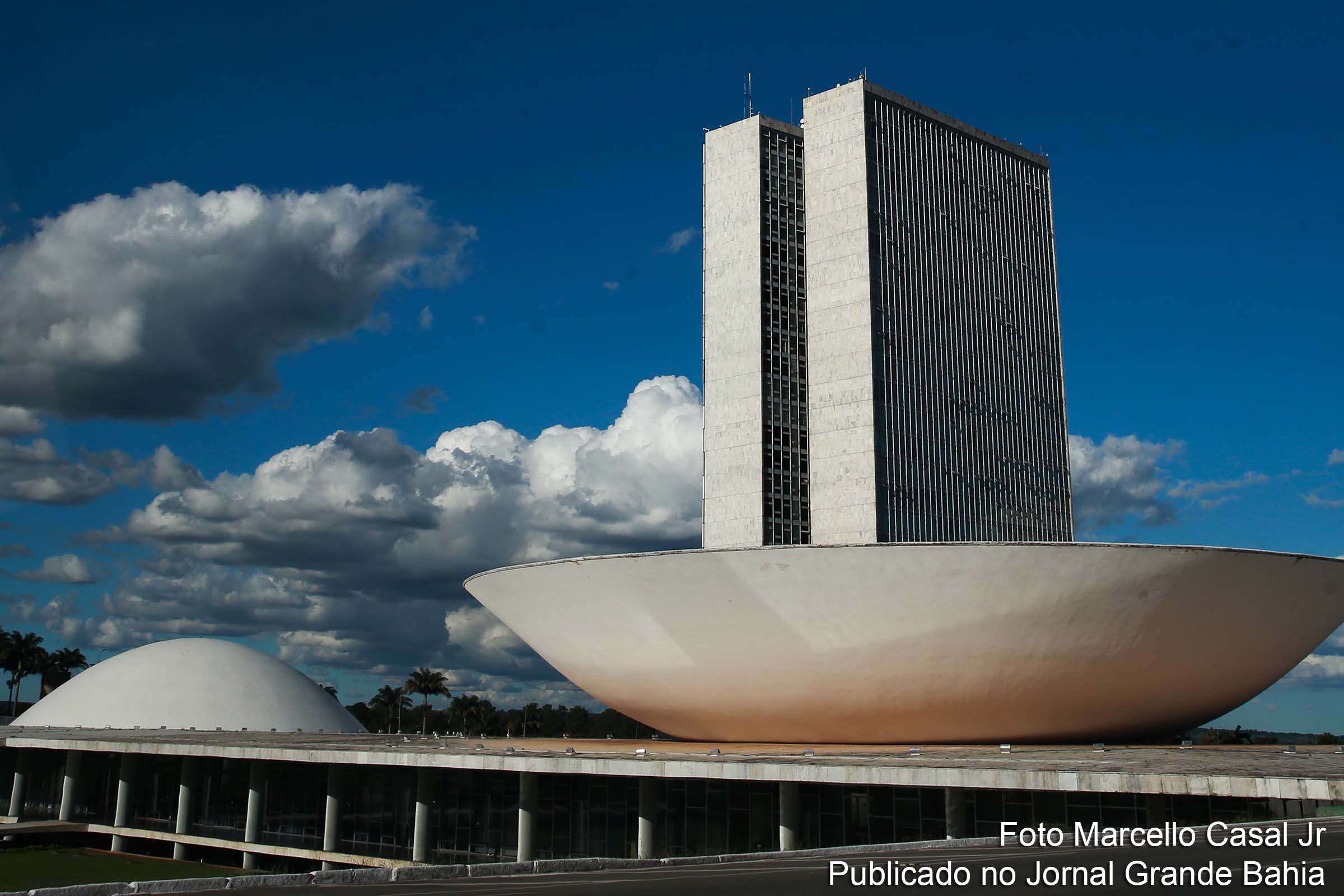Câmara aprova repasses de anos anteriores para combate ao covid-19.