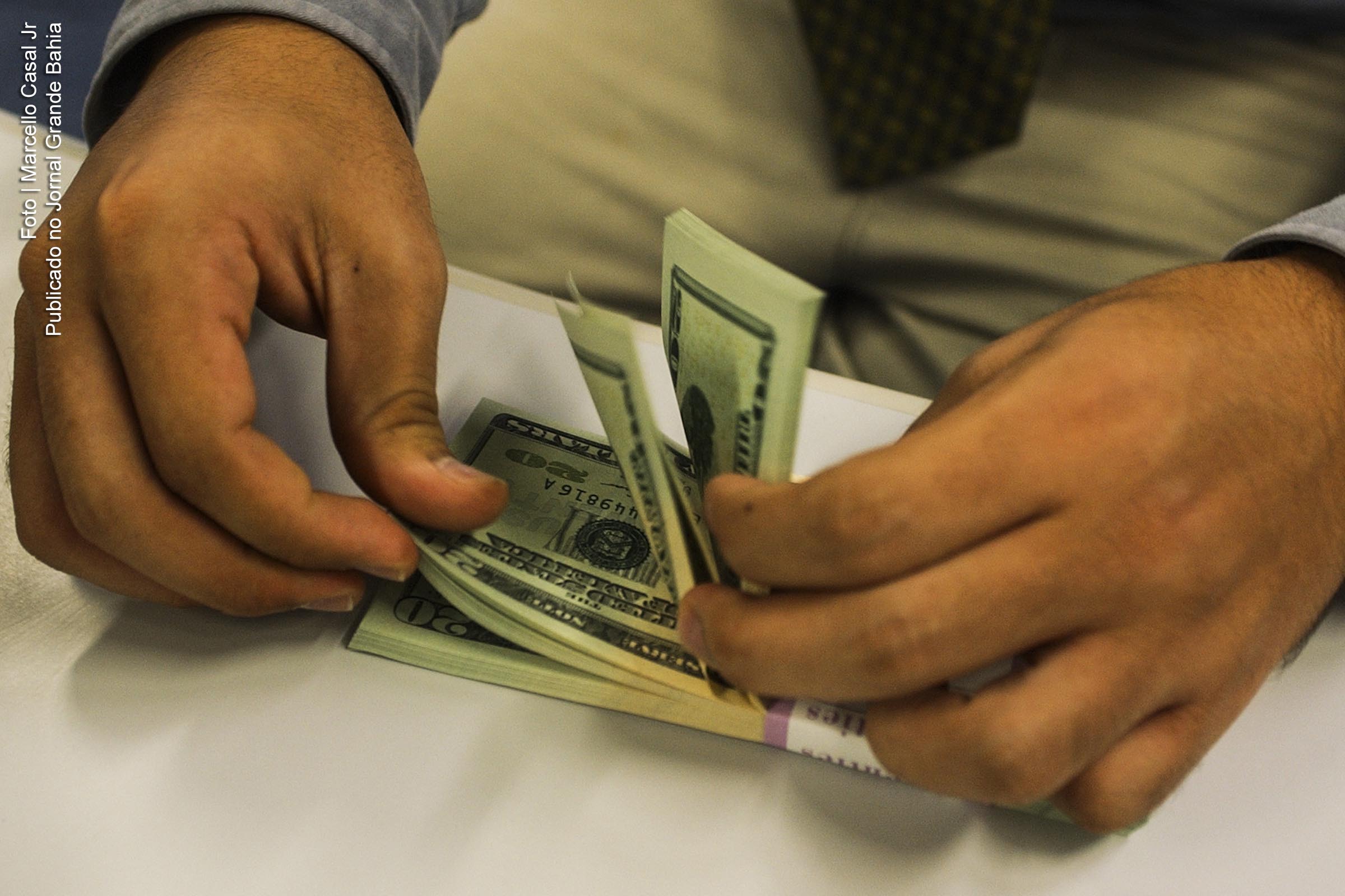 Cotação do dólar segue em alta.