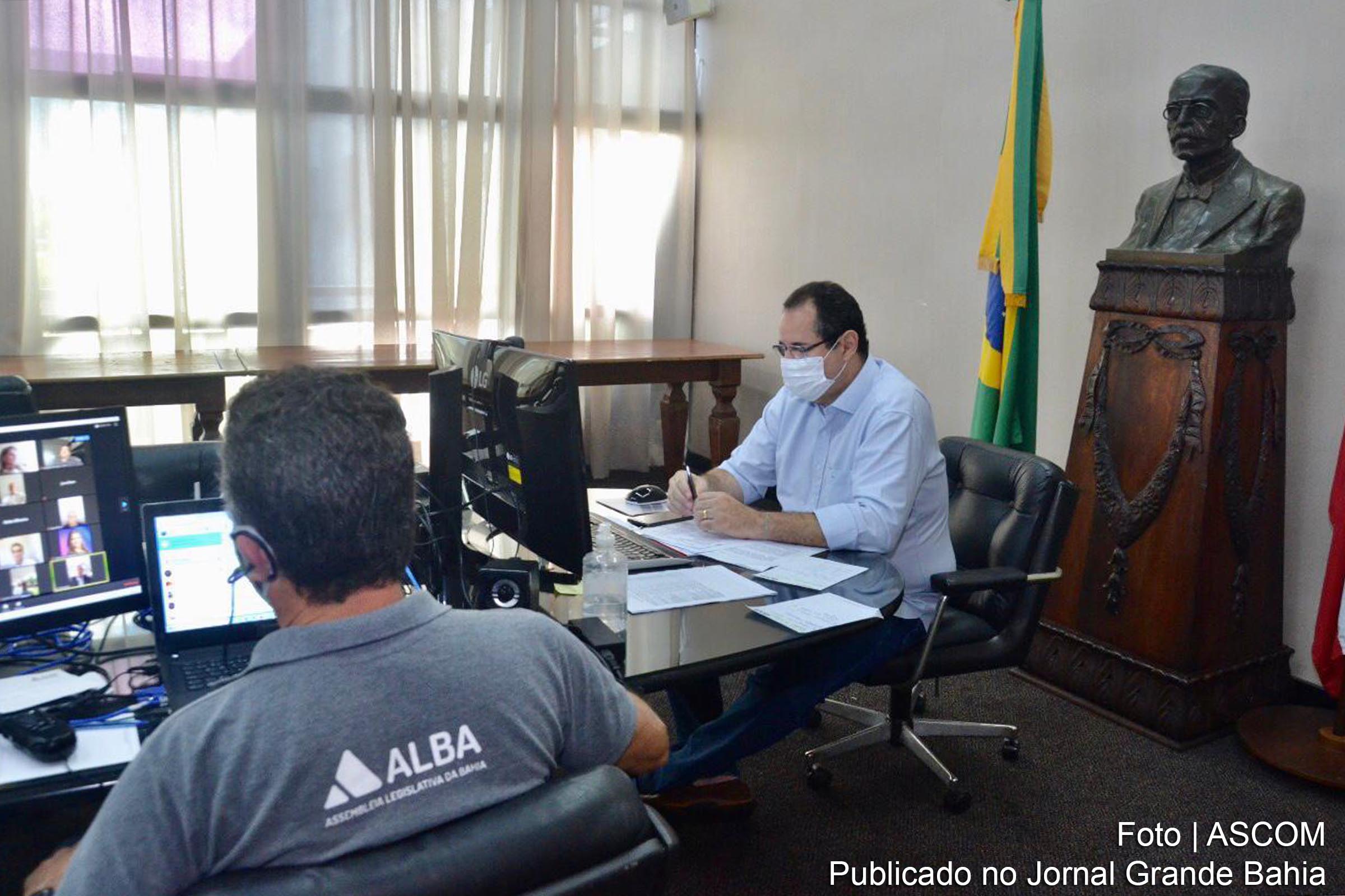 Deputado Nelson Leal diz que Lei aprovada pela ALBA cria obrigatoriedade do uso de máscaras faciais nos municípios em que foi decretado estado de calamidade pública.