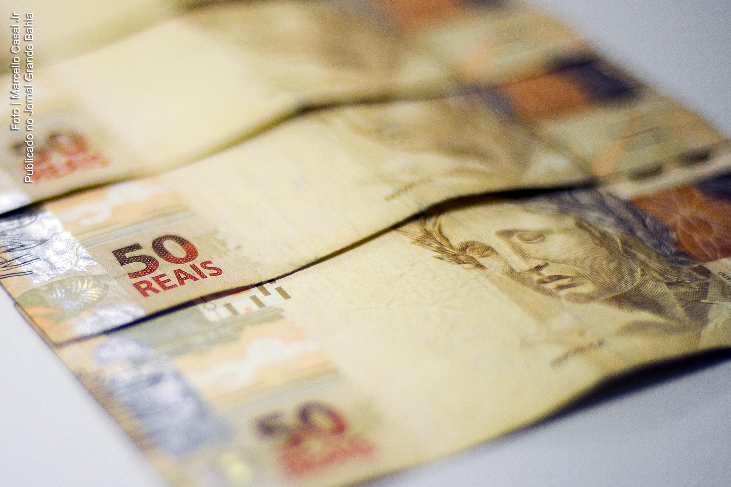 Governo Federal adota medidas compensatórias contra a crise economia, decorrente da pandemia de Covid-19.