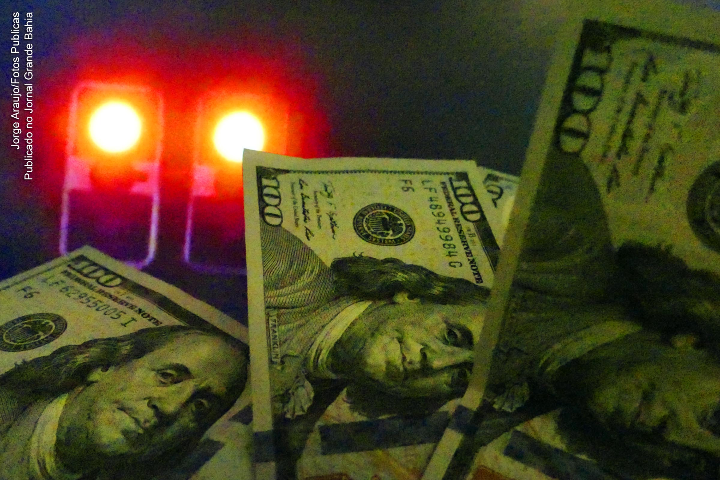 O dólar continua subindo a caminho dos R$ 6. Dólar turismo na abertura desta sexta-feira (03/04/2020) chega a R$ 5,4825.