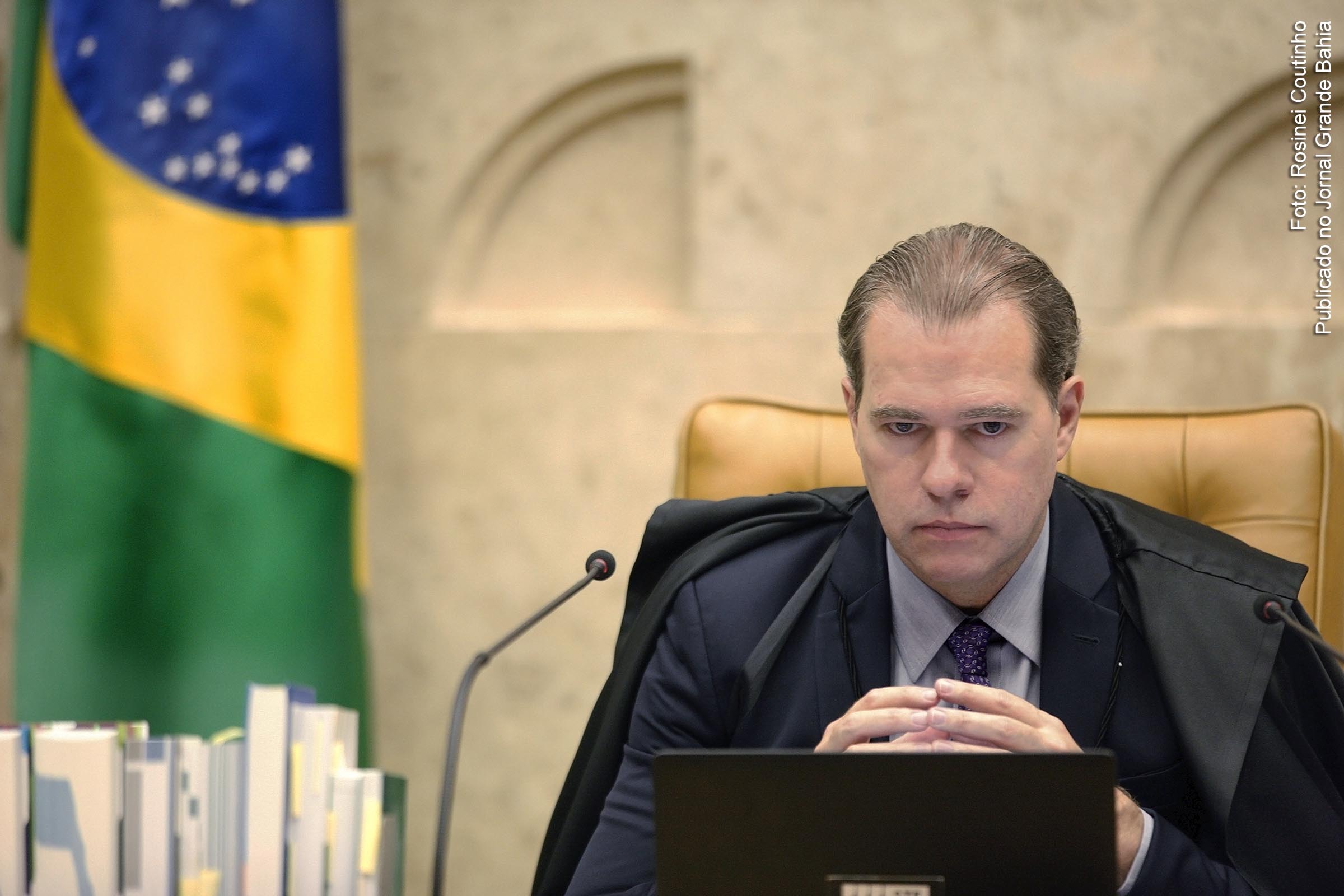 Presidente do STF, ministro Dias Toffoli, participa de sessão plenária por videoconferência.