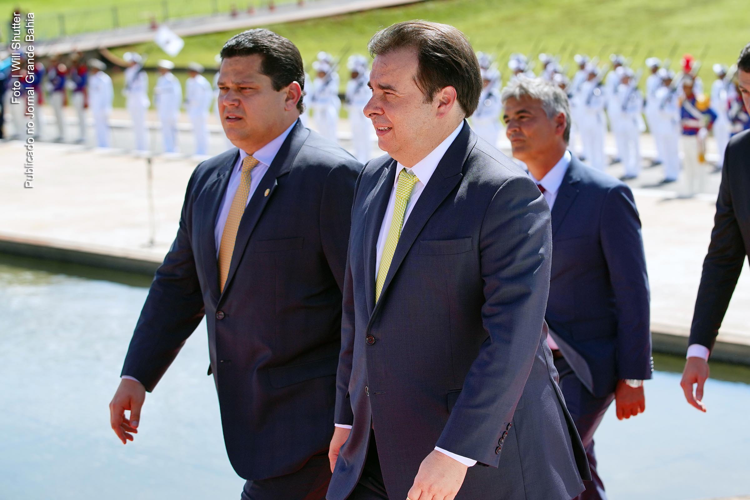 Deputado Rodrigo Maia e senador Davi Alcolumbre criticam em nota conjunta postura do extremista Jair Bolsonaro contra isolamento social