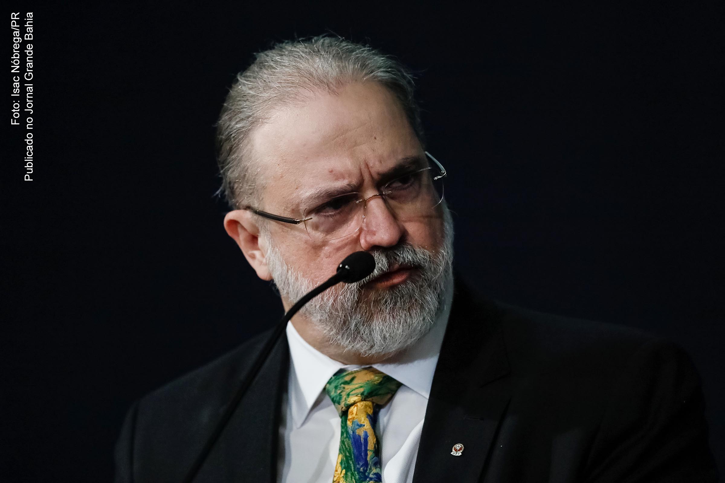 Segundo o procurador-geral da República, Augusto Aras, eventos têm elevada gravidade, considerada a dimensão constitucional da liberdade de imprensa.