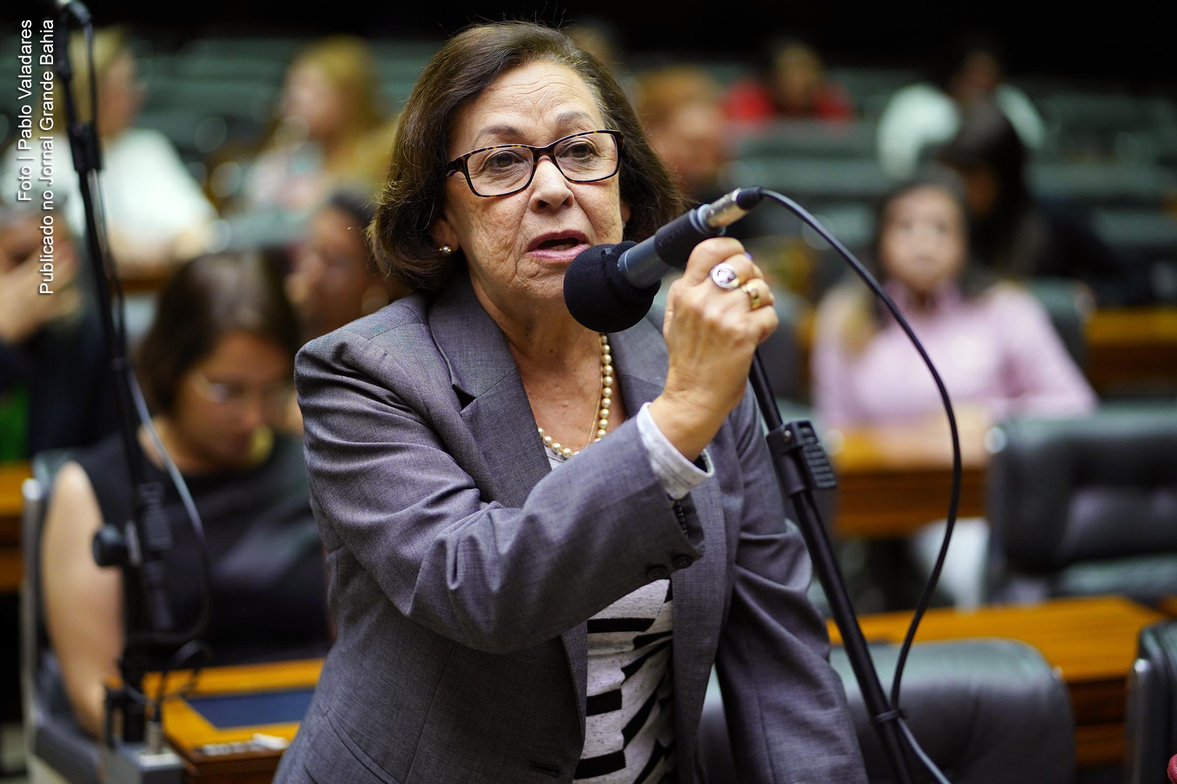 Deputada Lídice da Mata (PSB-BA) alerta para necessidade de debater a cidade de Salvador para o período de pós-pandemia.