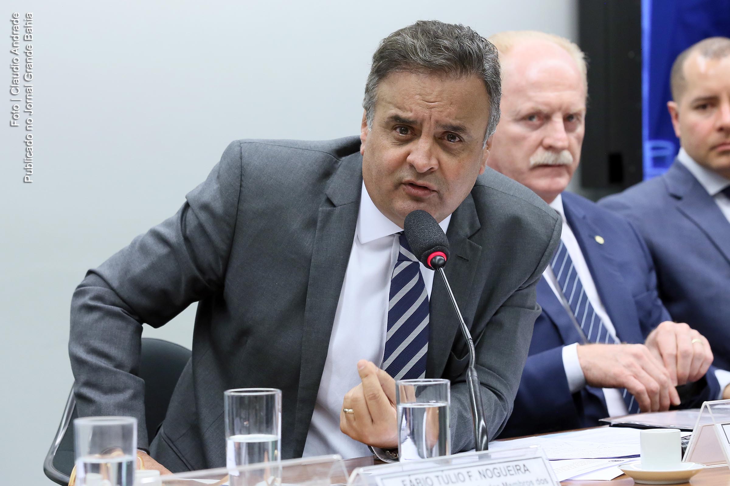 PGR denuncia deputado Aécio Neves por propinas de R$ 65 milhões
