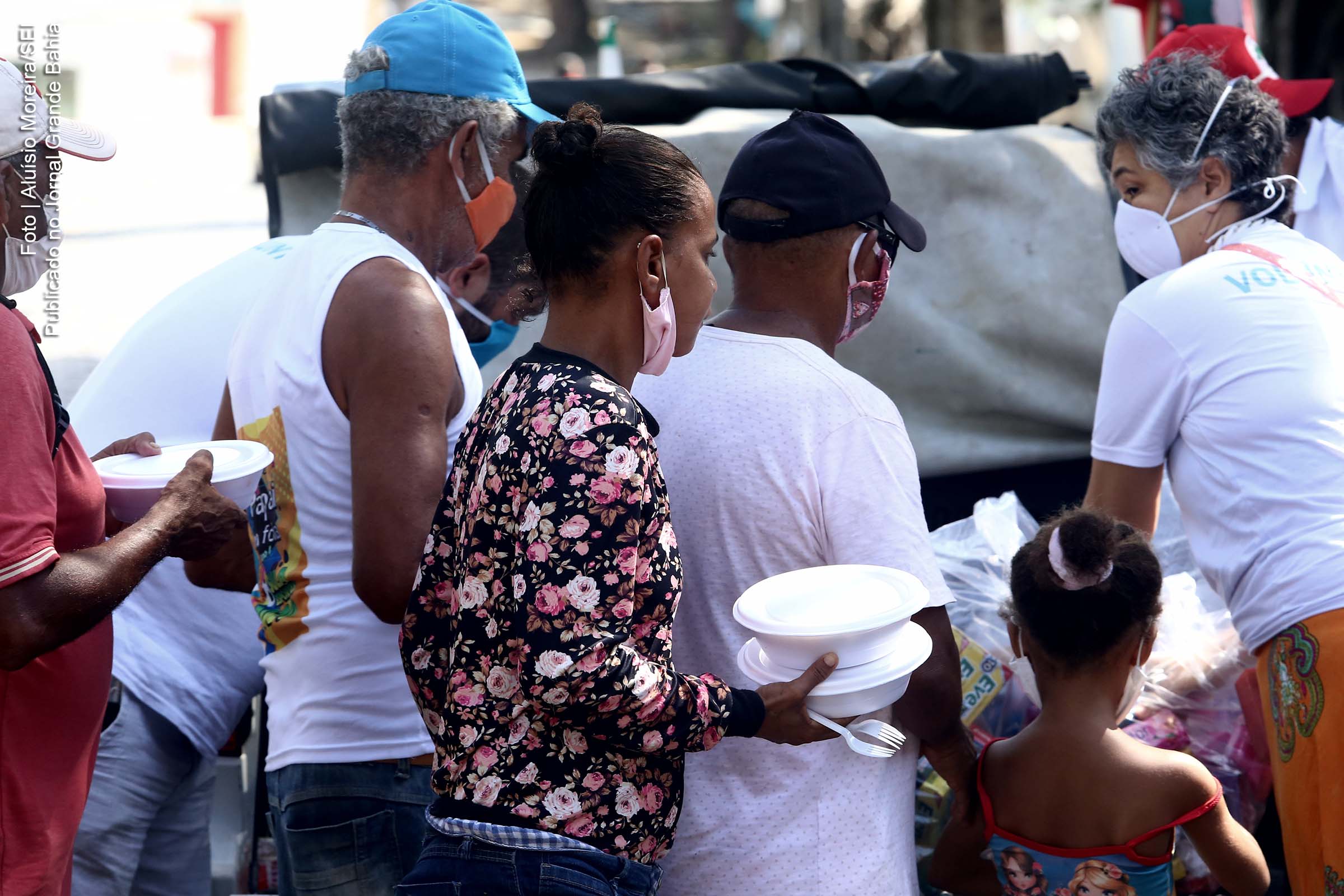 Análise revela o efeito devastador e desproporcional da pandemia sobre os jovens. Mais de um em cada seis jovens deixou de trabalhar desde o início da pandemia da Covid-19 no mundo, enquanto os que mantiveram o emprego tiveram uma redução de 23% nas horas de trabalho, de acordo com a Organização Internacional do Trabalho (OIT).