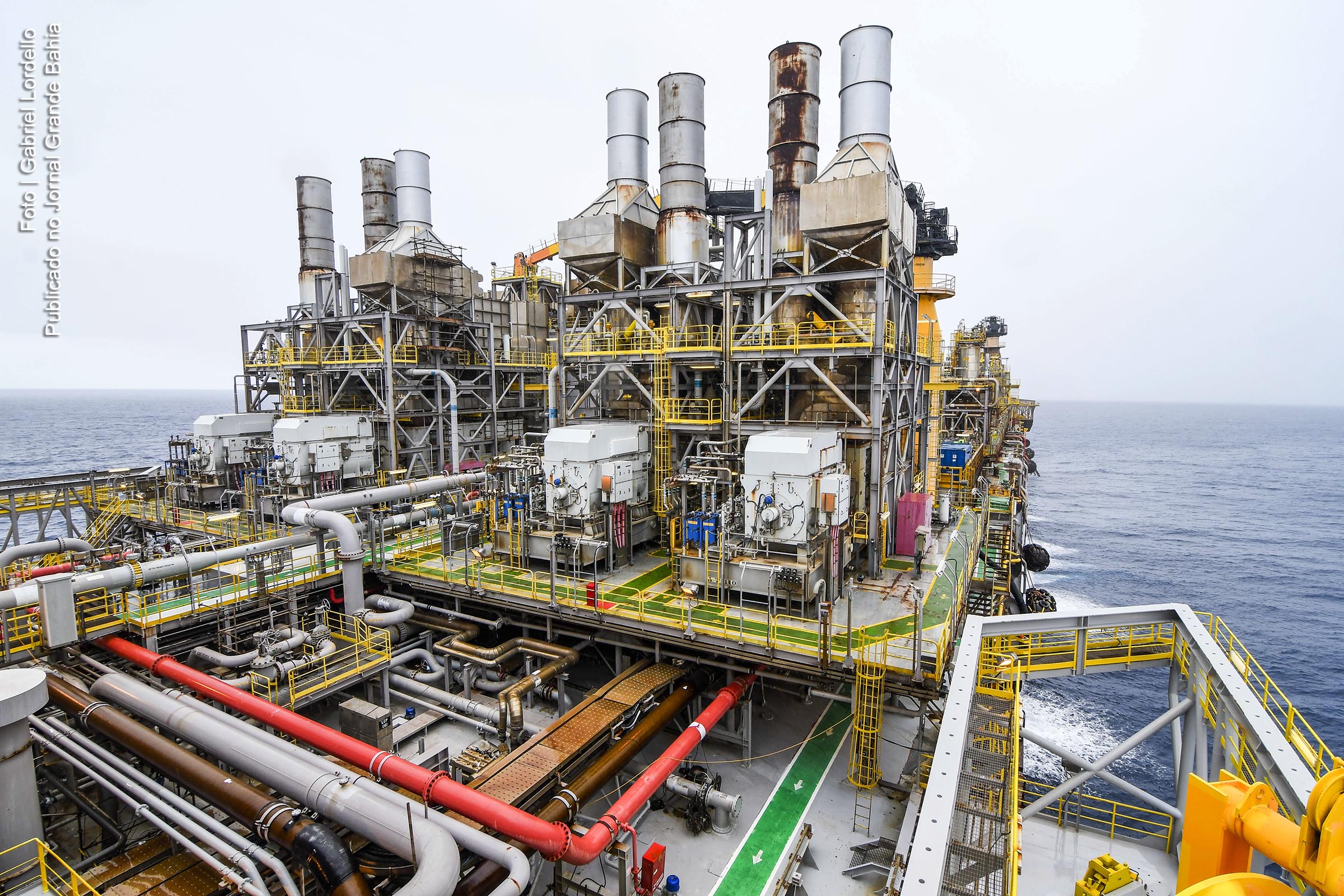 Mesmo com crise, Petrobras bate recorde e exporta 1 milhão de barris.