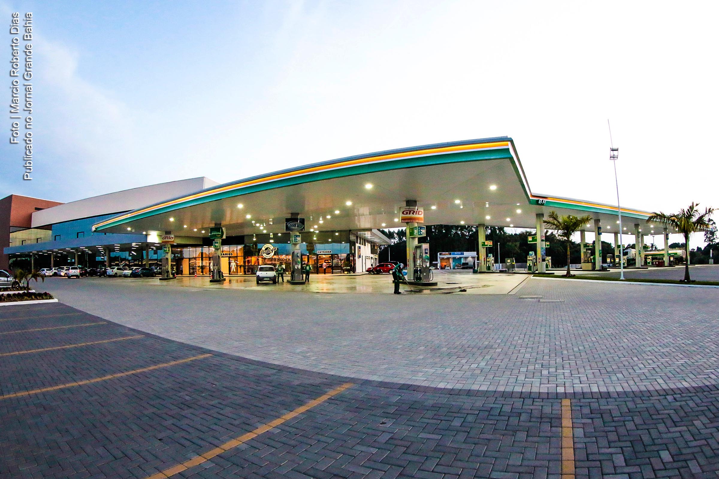 Posto de combustível.