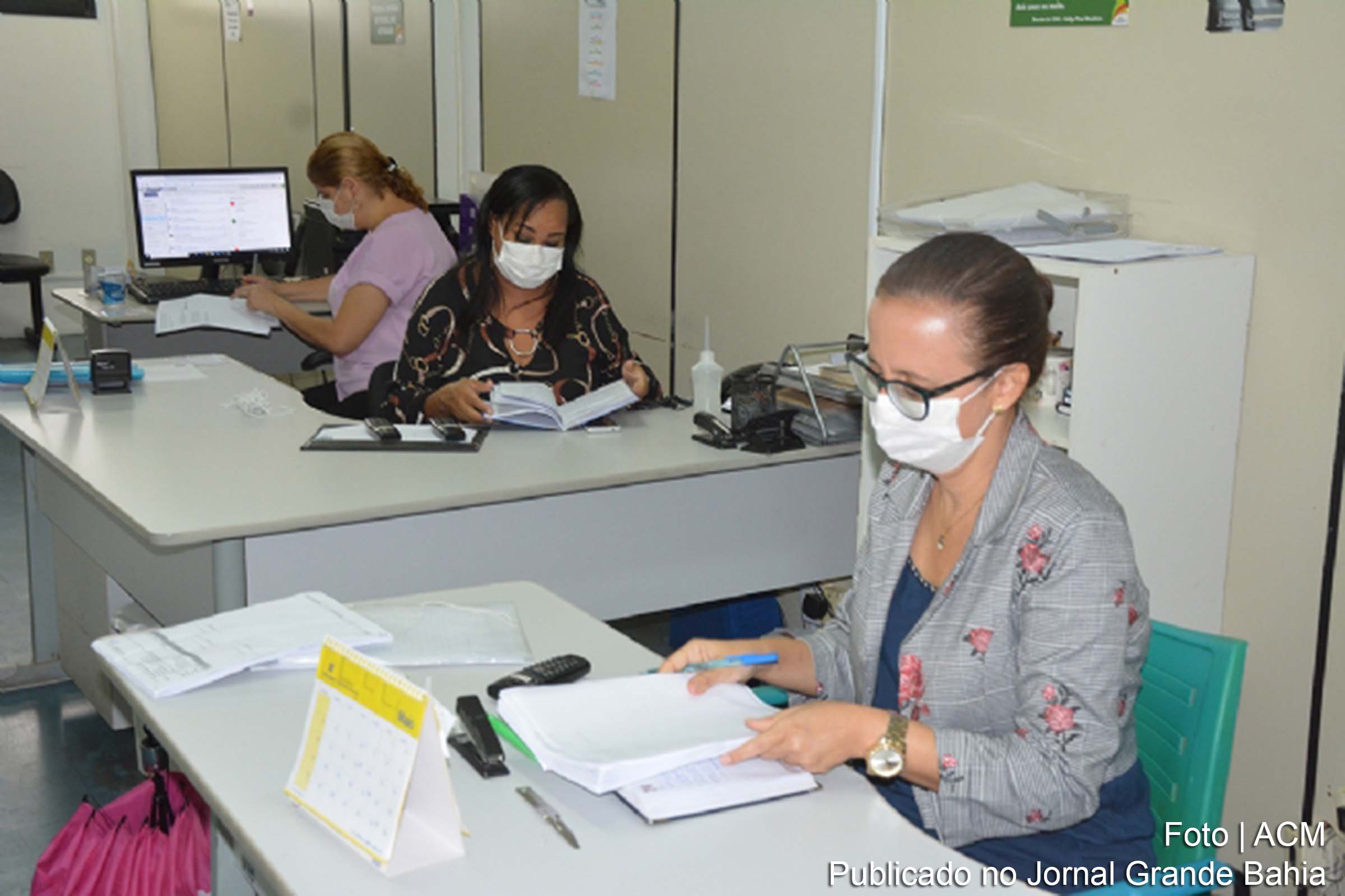 Prefeitura de Feira de Santana comprou 100 mil máscaras de tecido laváveis que serão distribuídas nos principais pontos de aglomeração de pessoa.