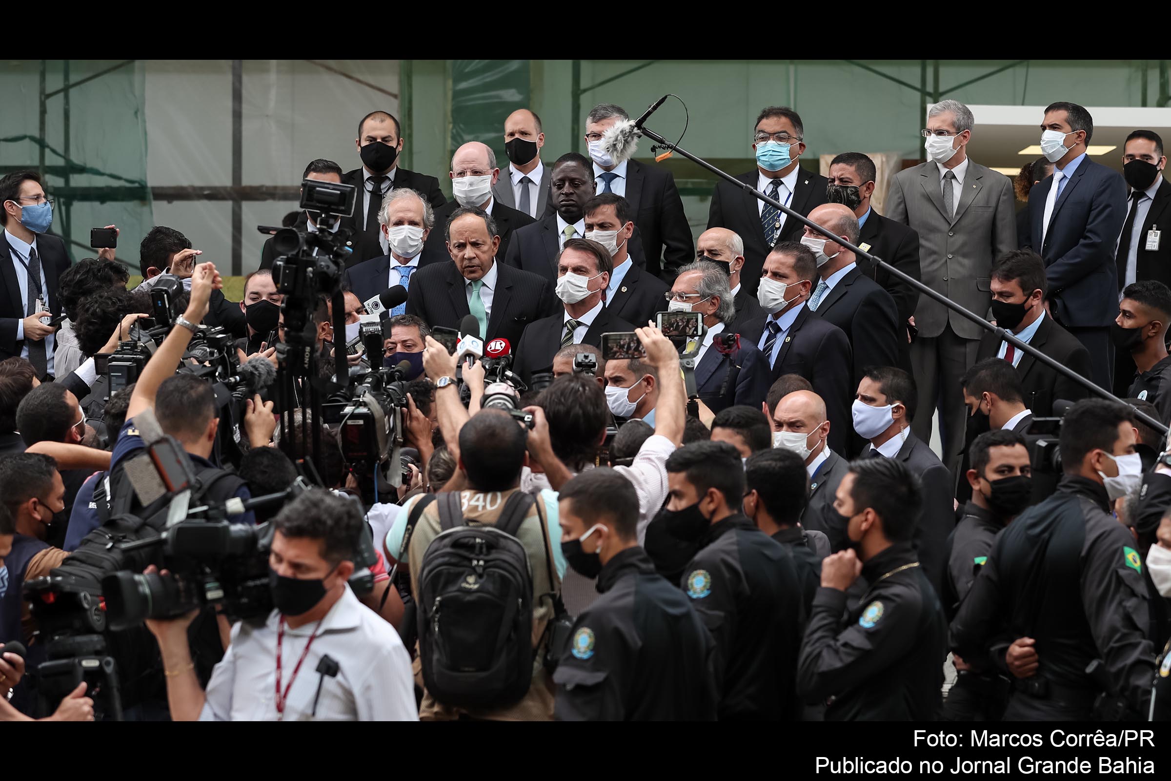 Decreto do presidente Jair Bolsonaro amplia atividades da indústria consideradas como serviços essenciais