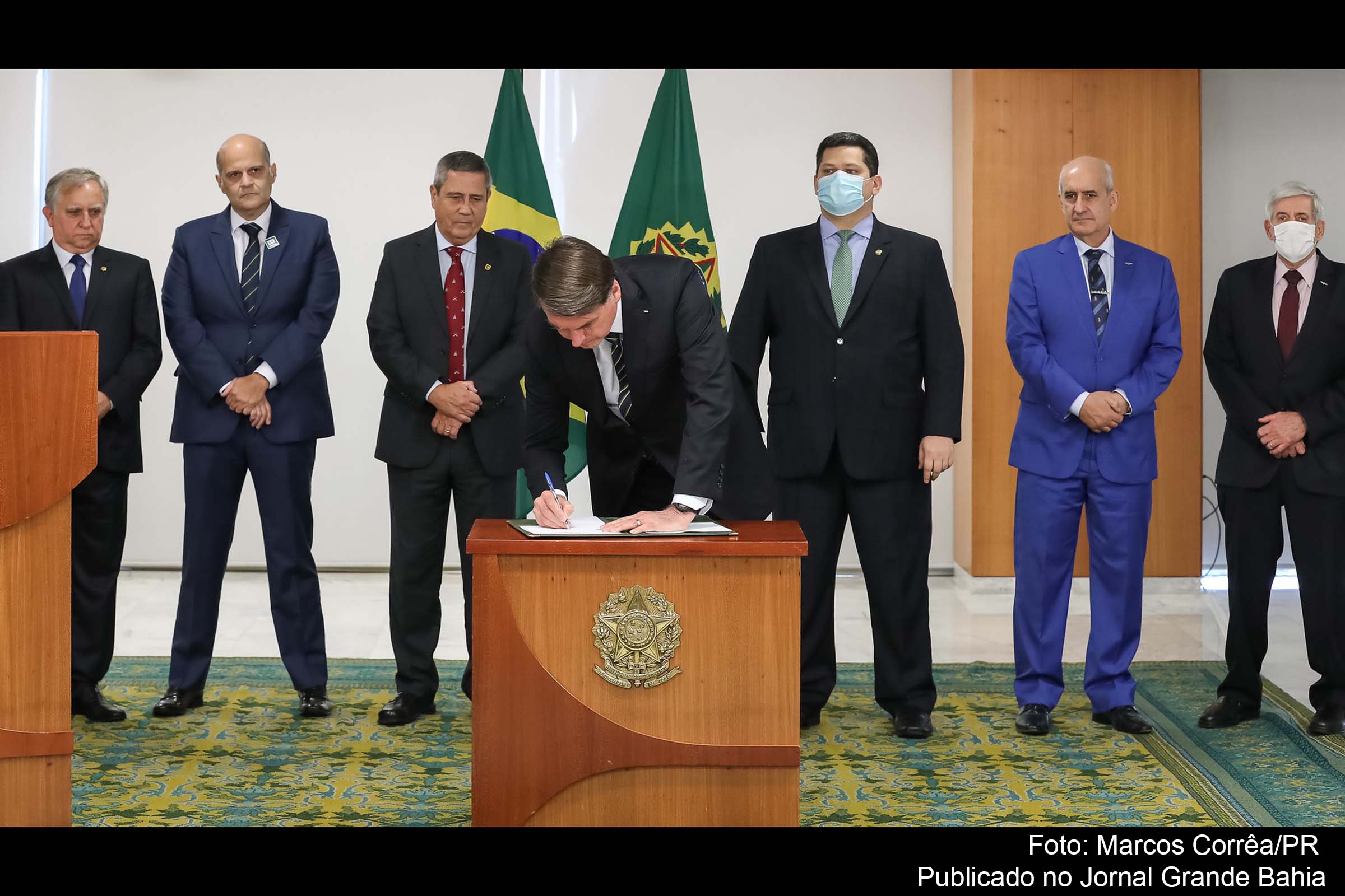 Governo edita MP com reajuste para policiais do DF e prepara sanção de ajuda a Estados