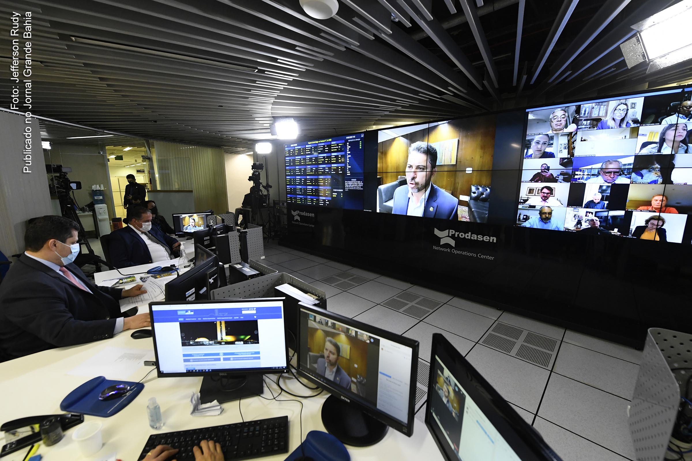 Senado aprova uso de R$ 8,6 bilhão de fundo para combate à Covid-19; Medida foi aprovada ontem na Câmara dos Deputados